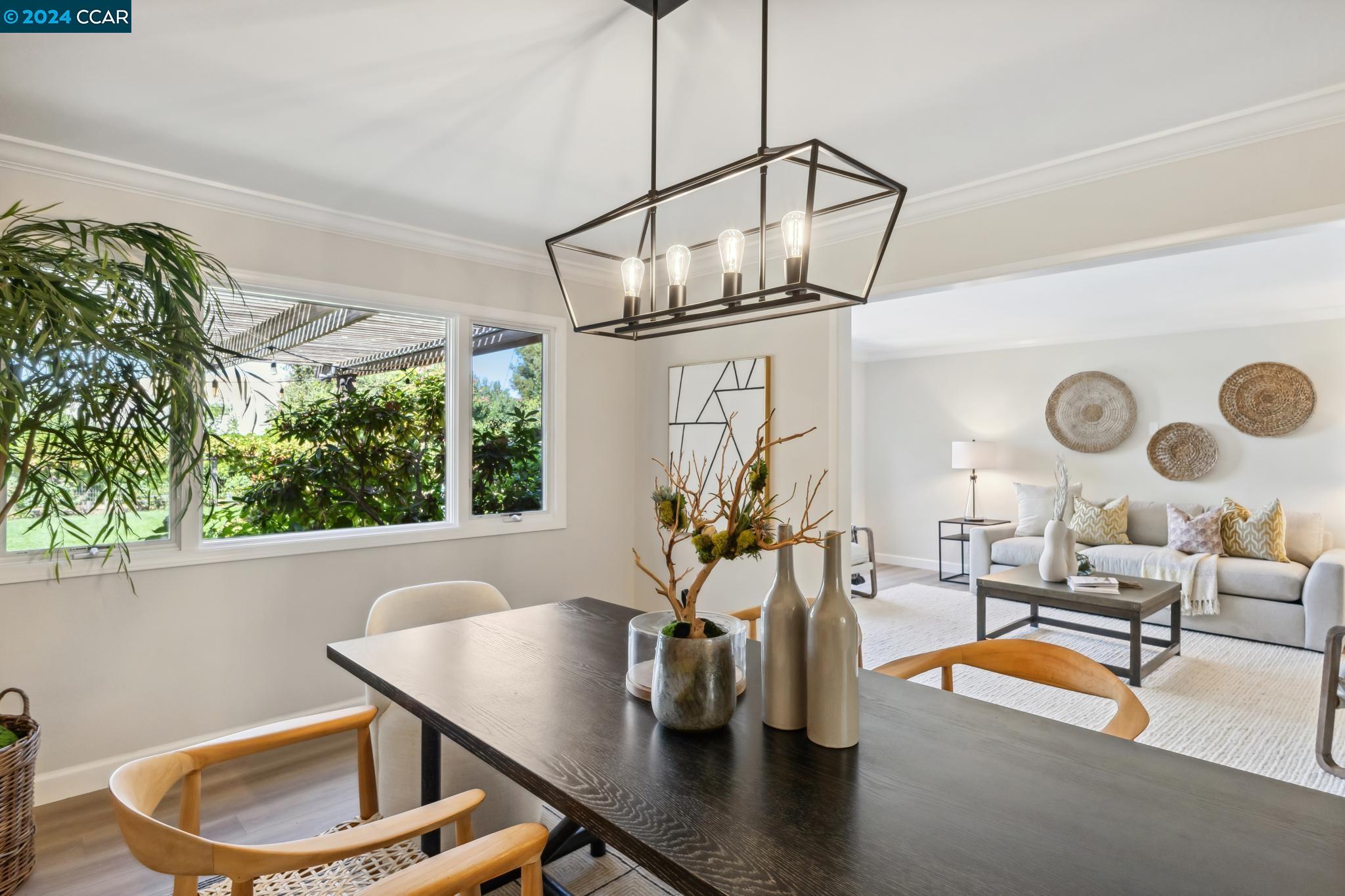2838 Encina Camino