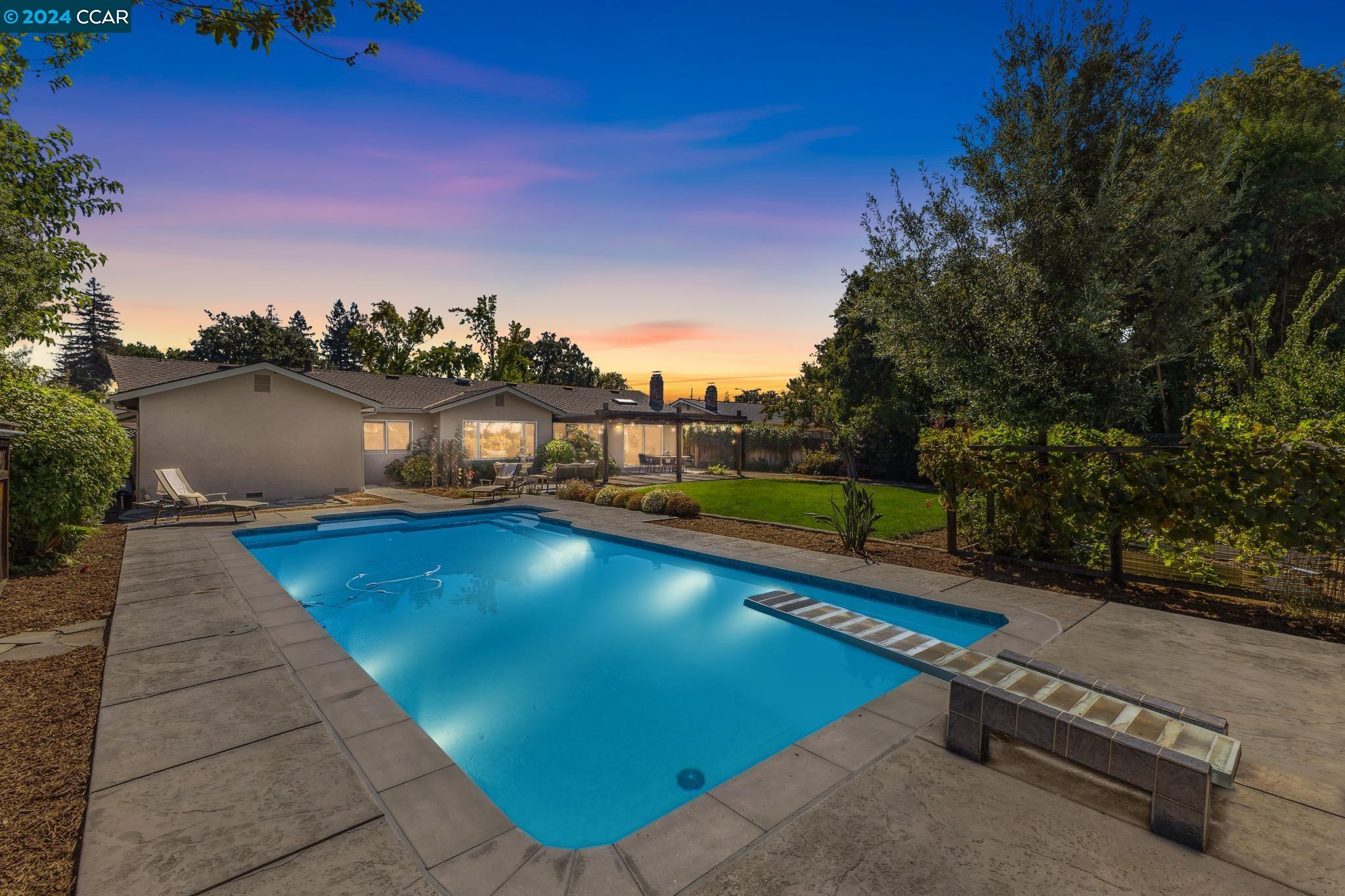2838 Encina Camino