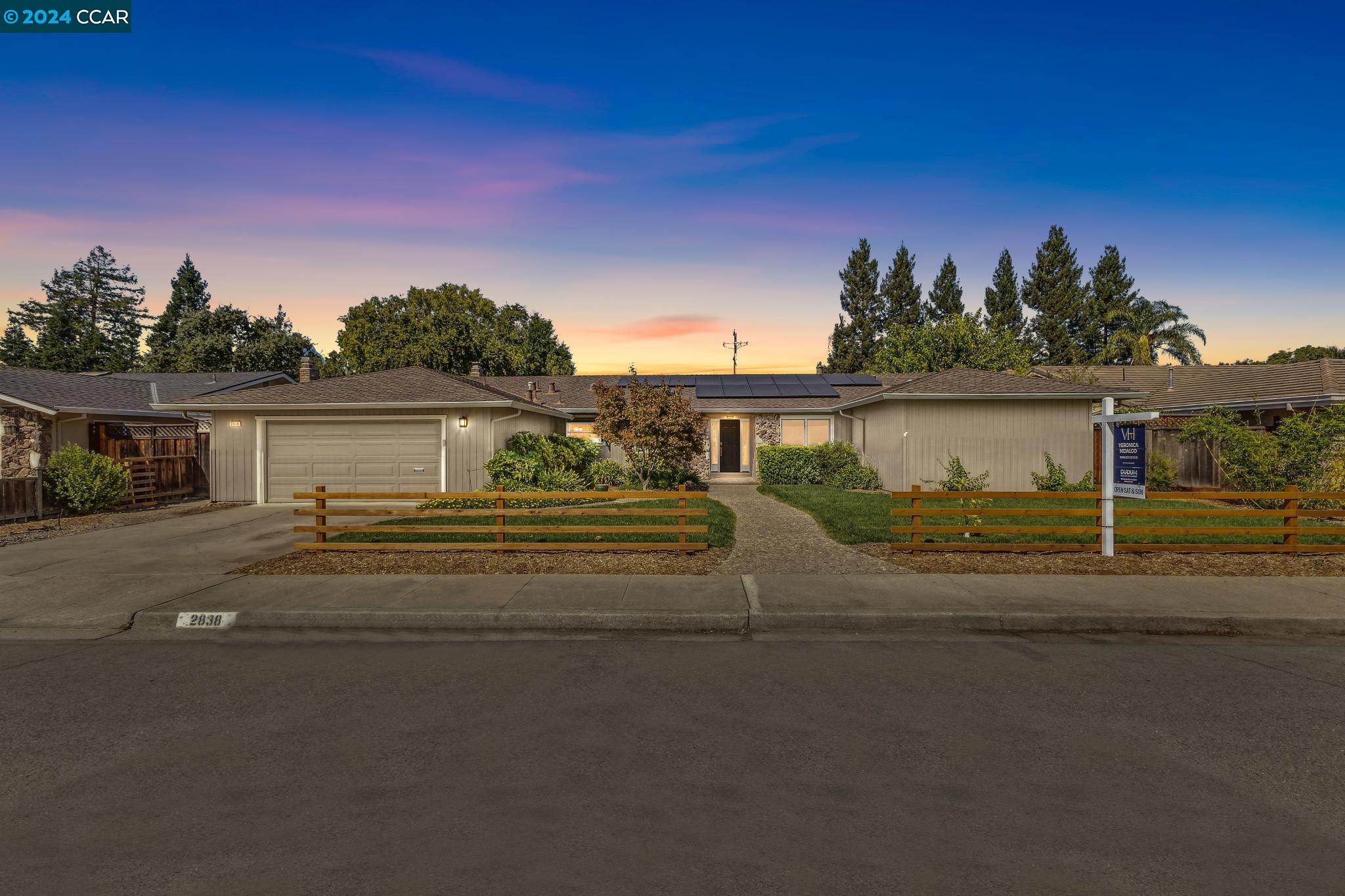 2838 Encina Camino