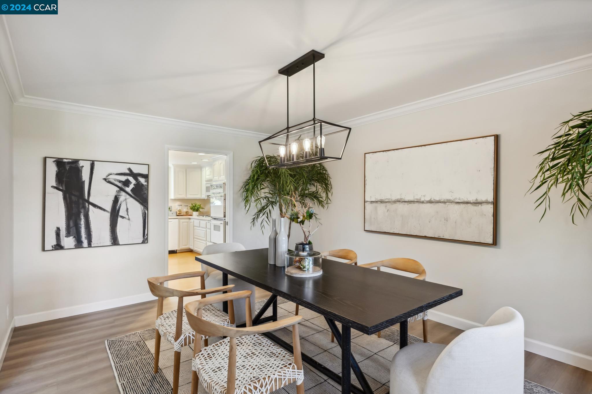 2838 Encina Camino