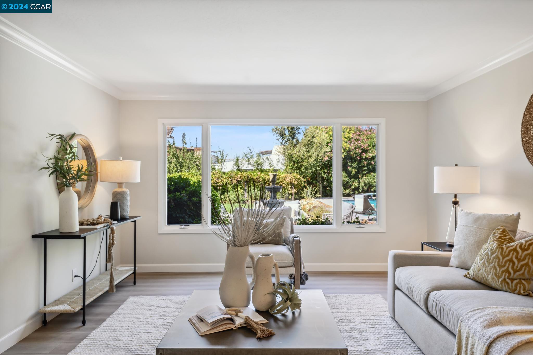 2838 Encina Camino