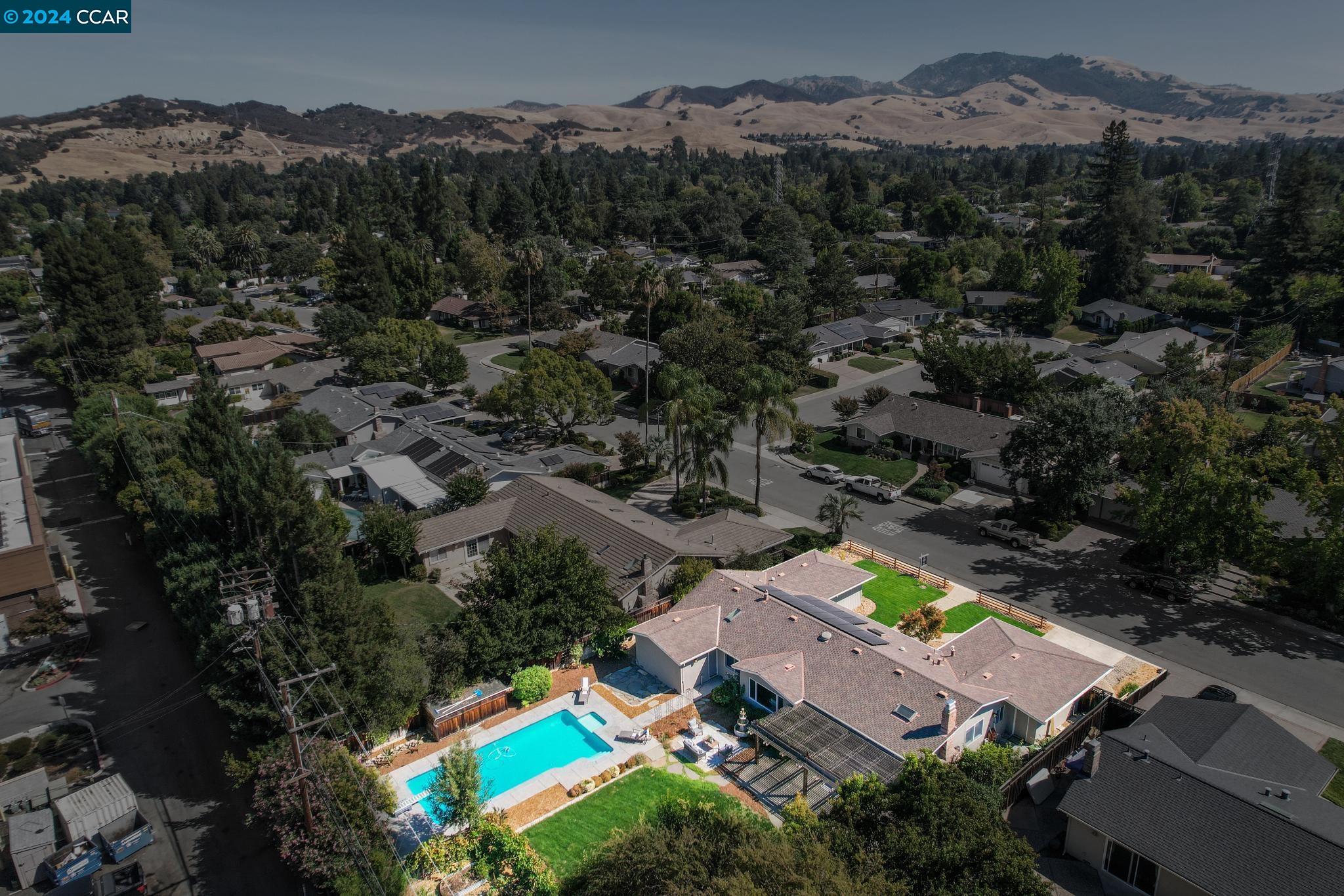2838 Encina Camino