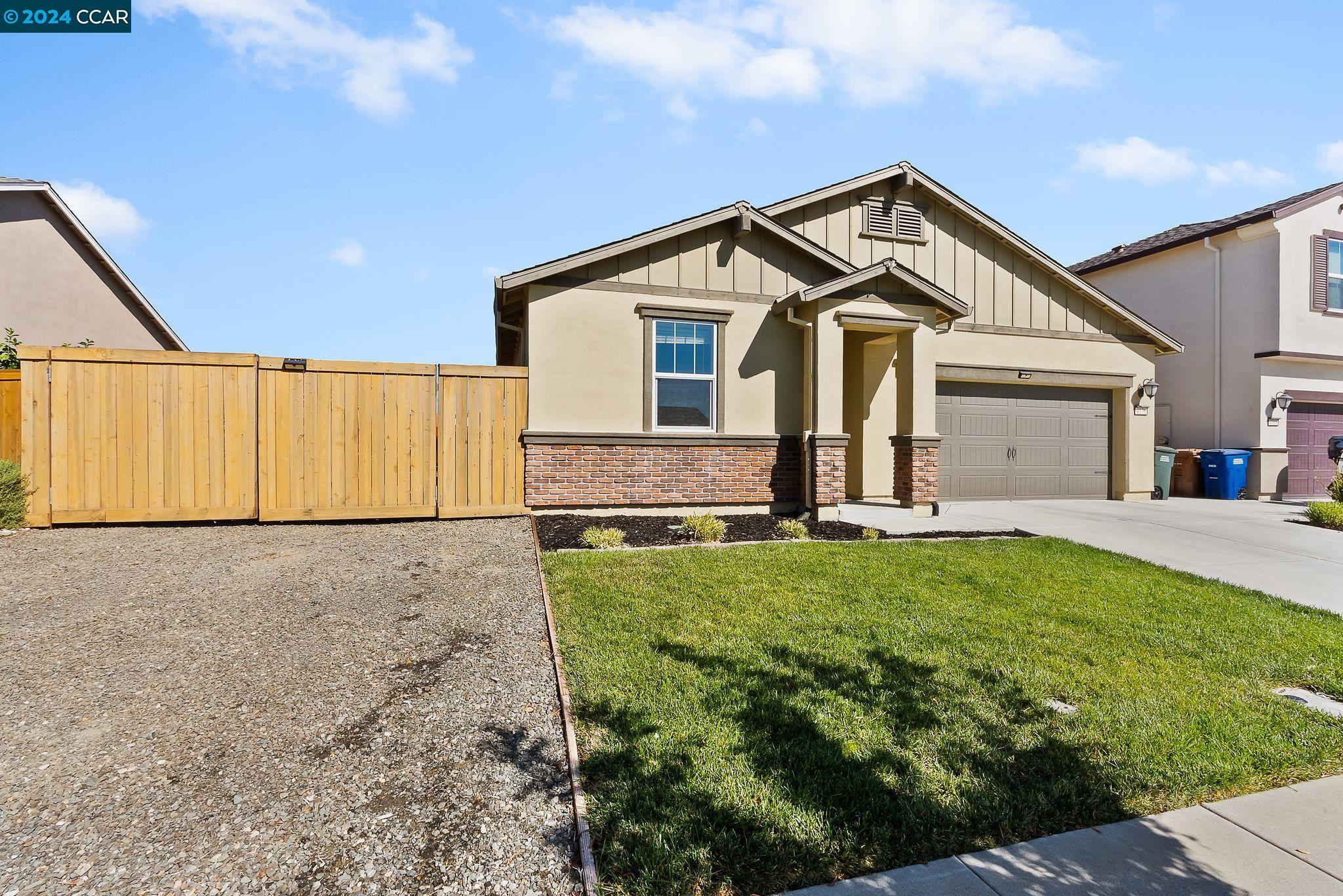 4378 Broadway Chase