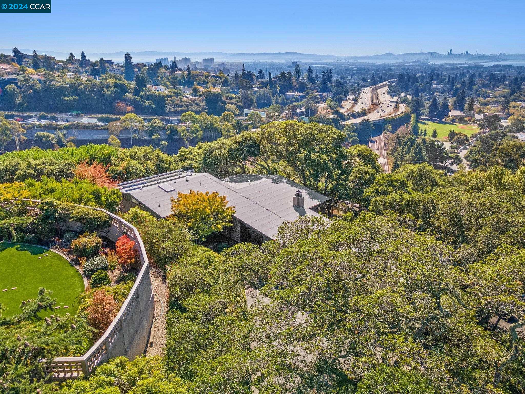 56 Roble Rd
