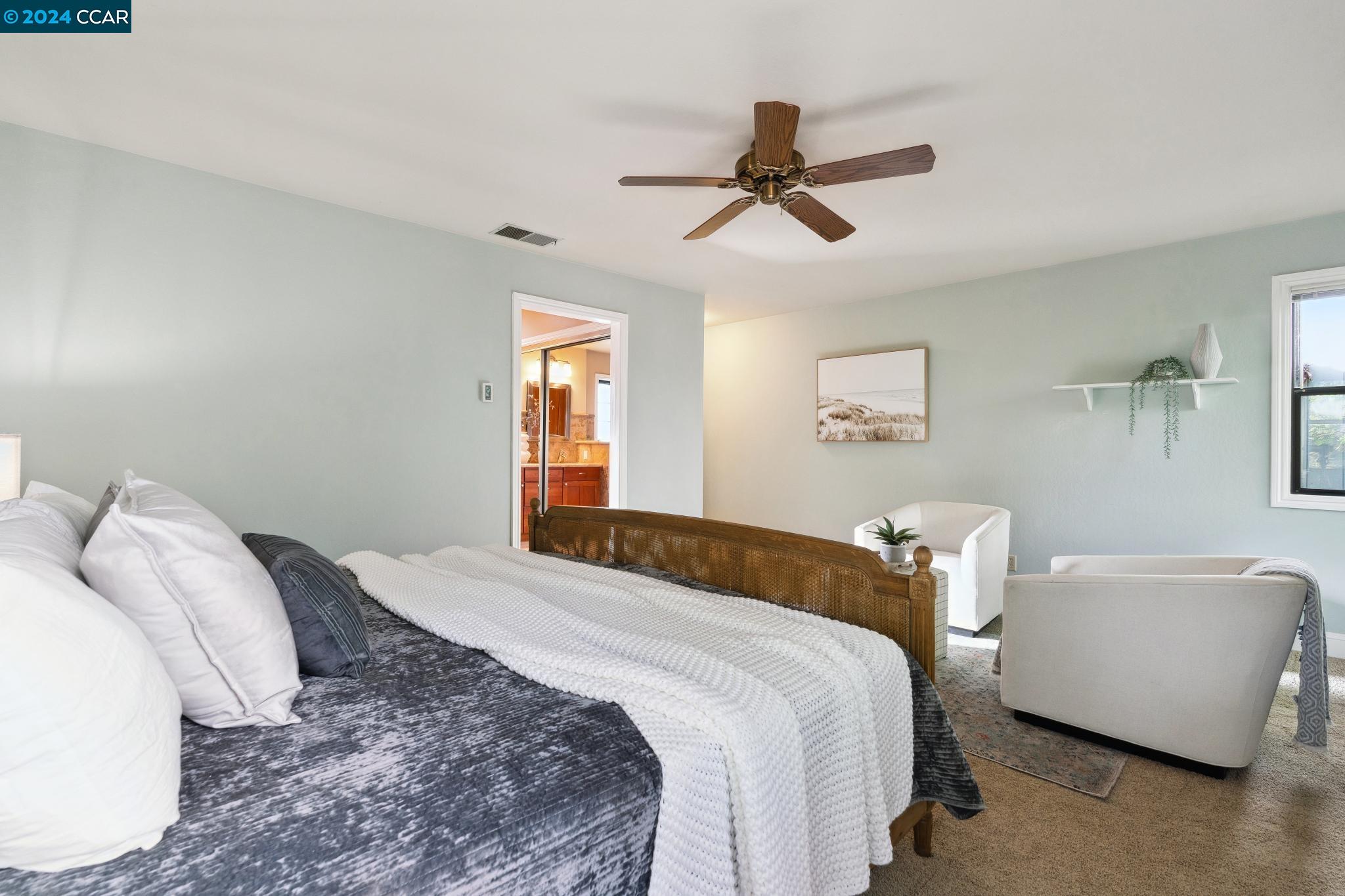 320 Paraiso Dr