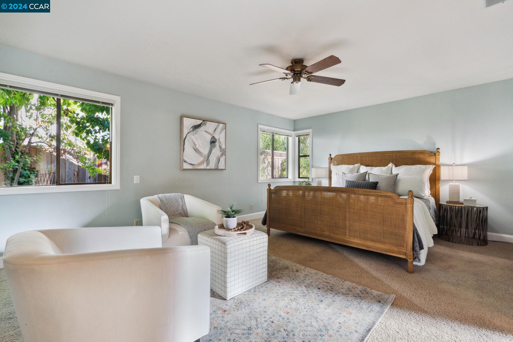 320 Paraiso Dr