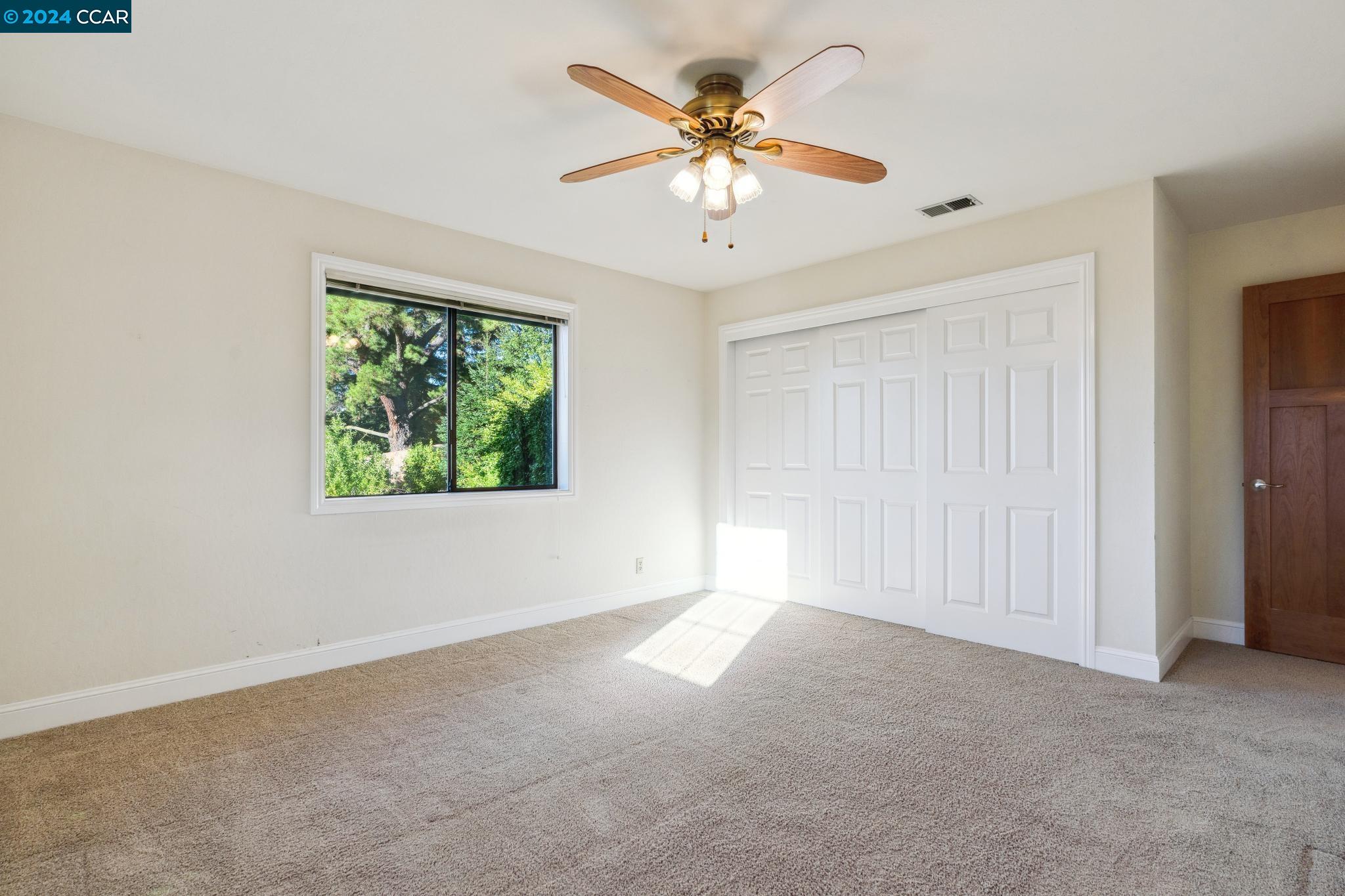 320 Paraiso Dr