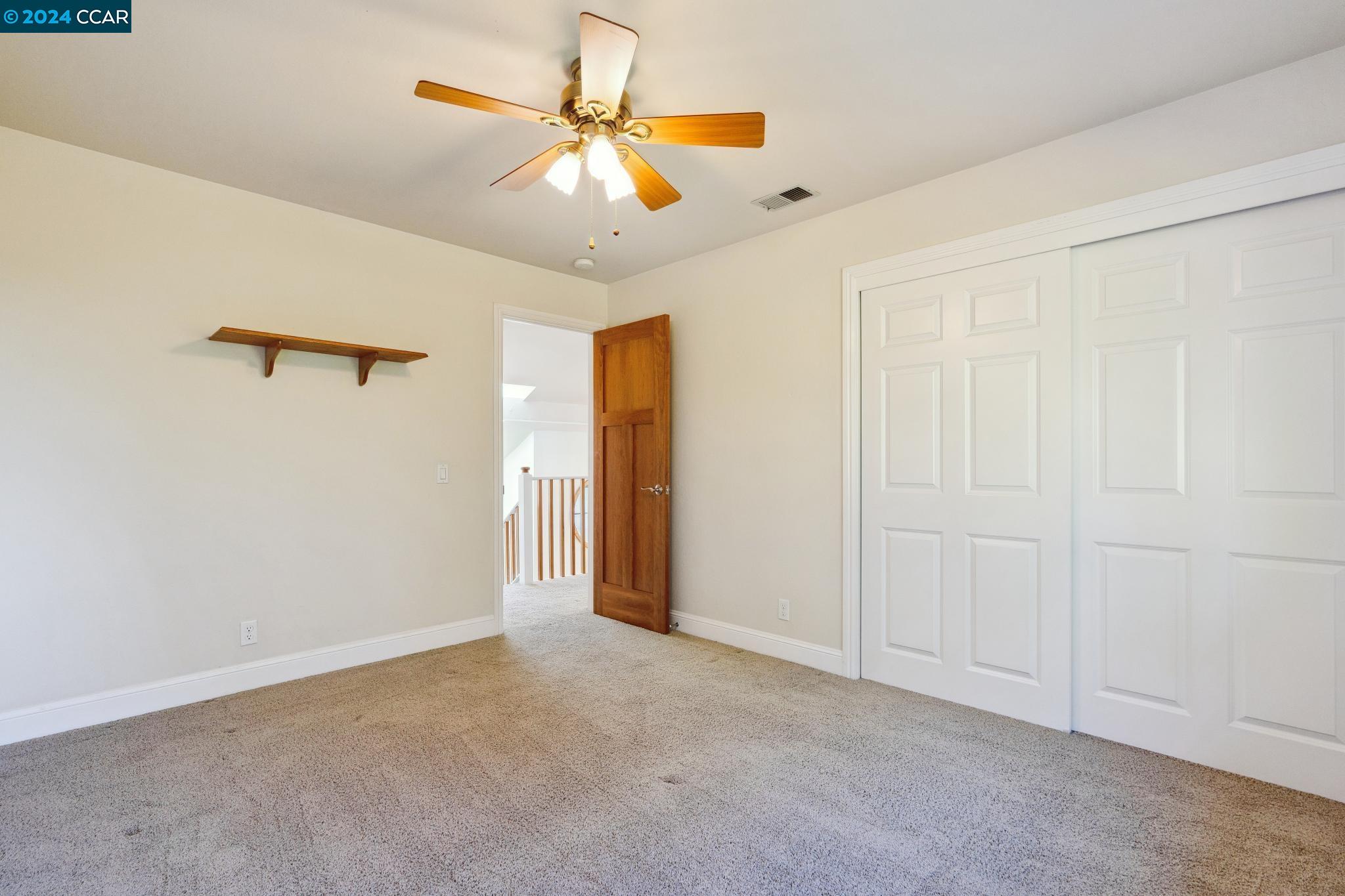 320 Paraiso Dr