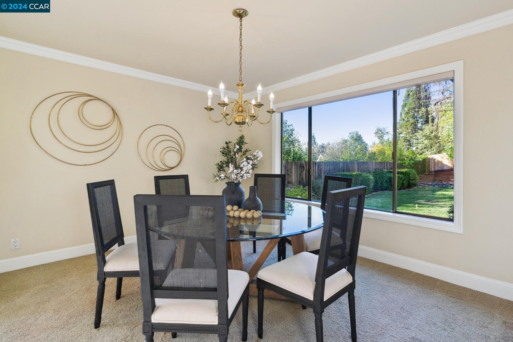 320 Paraiso Dr