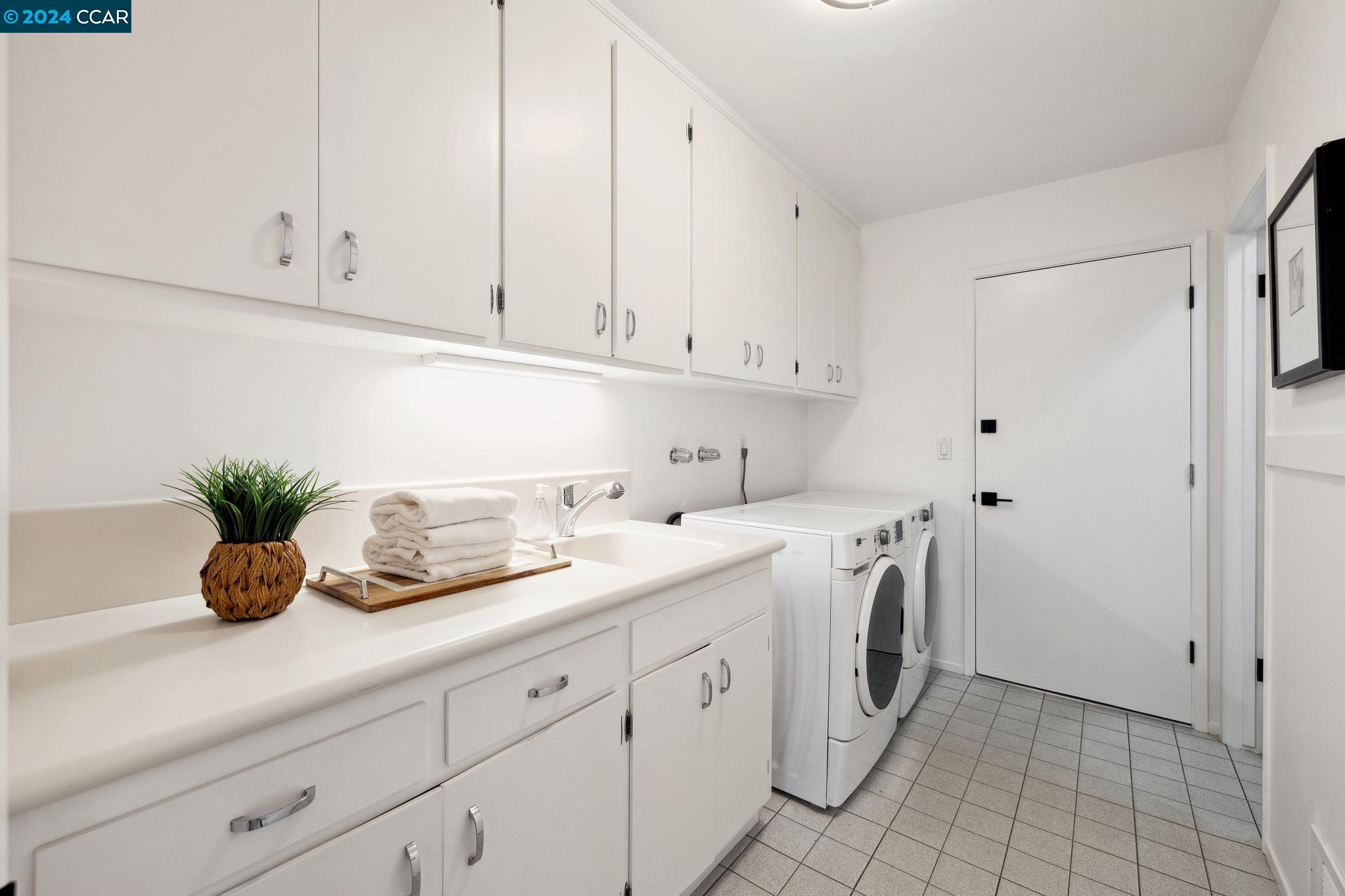 311 Fernwood Dr
