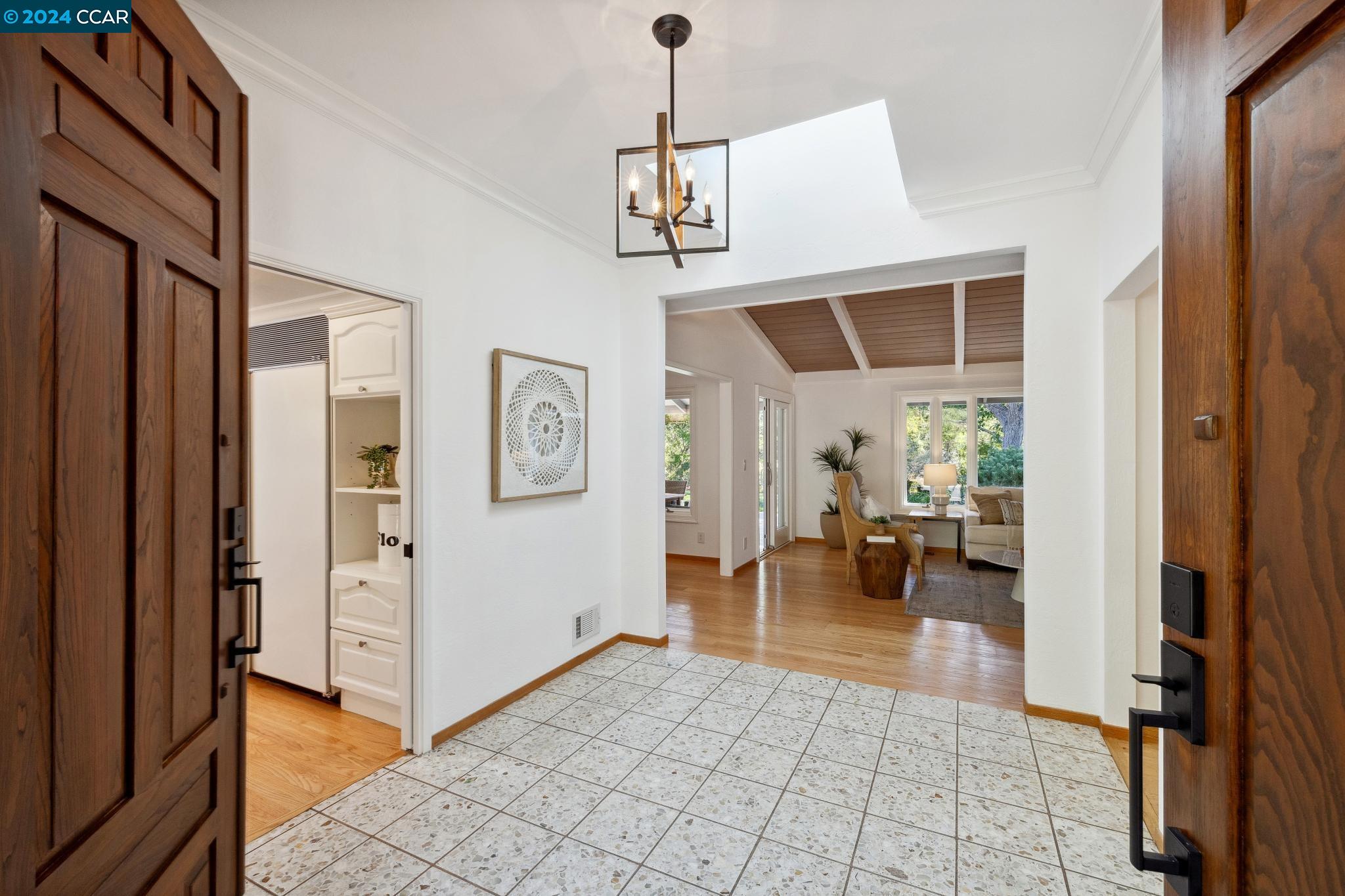 311 Fernwood Dr