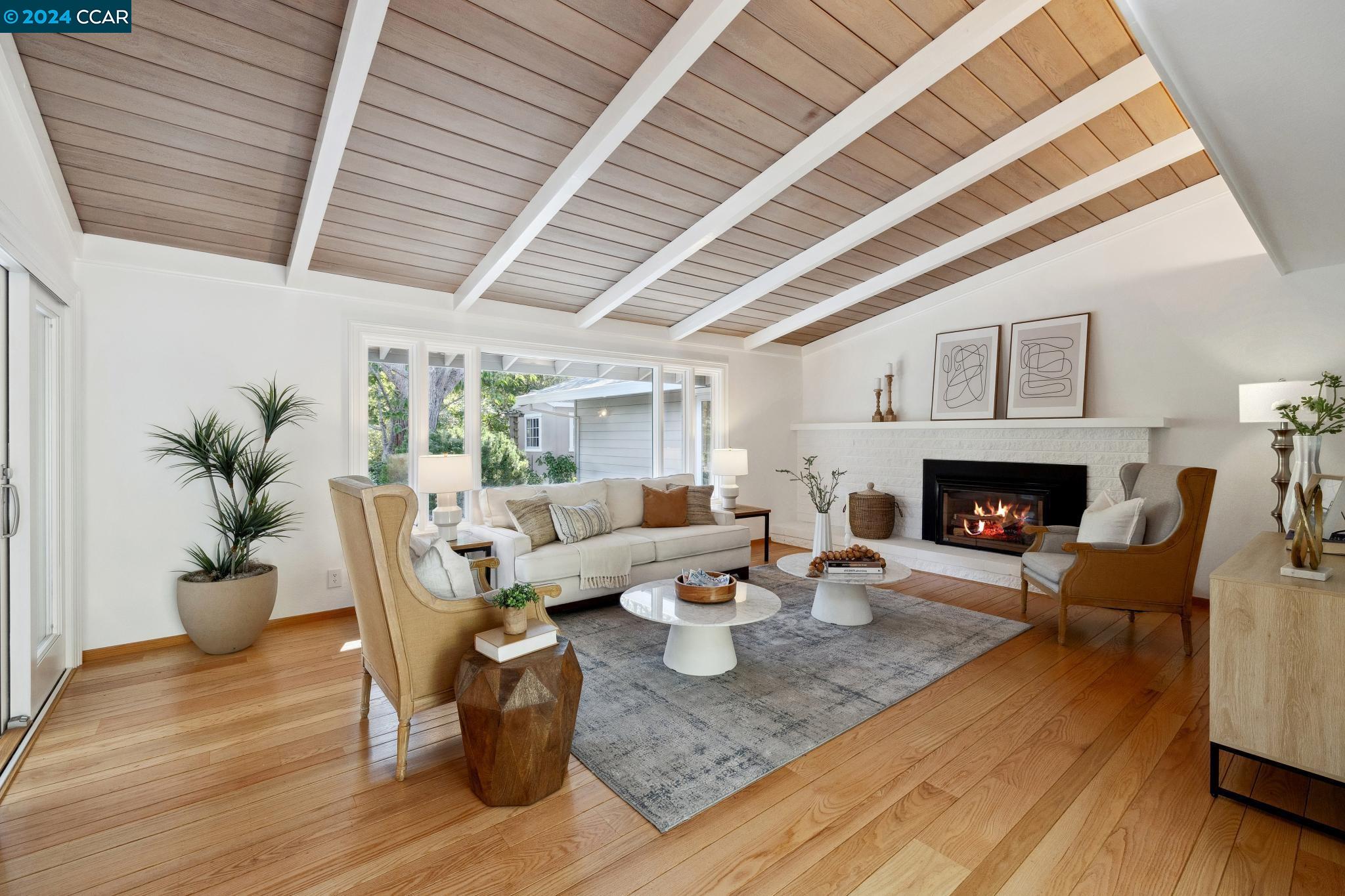 311 Fernwood Dr