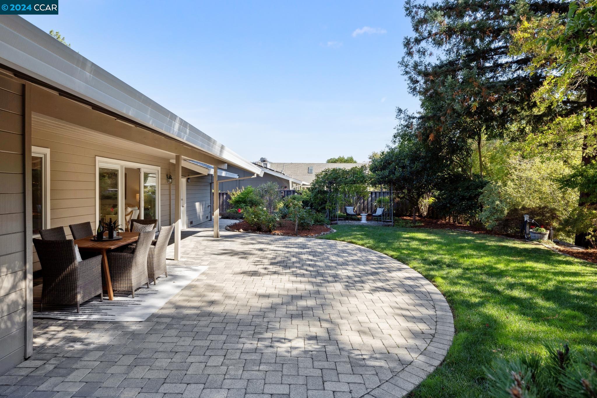 311 Fernwood Dr