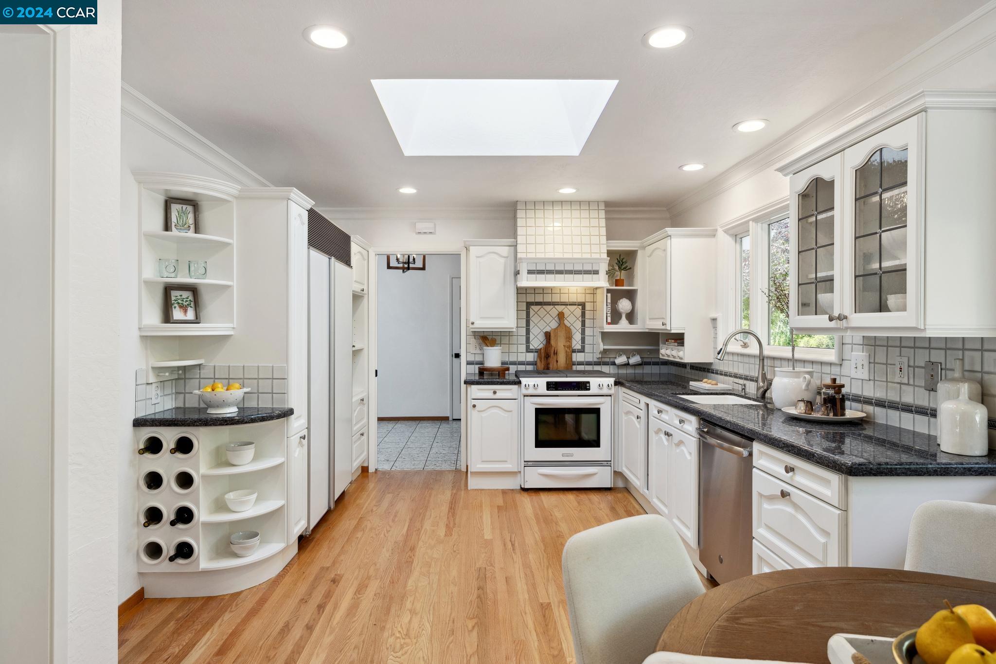 311 Fernwood Dr
