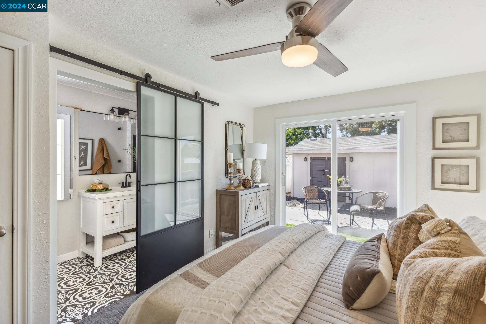 2444 Mountain View Dr
