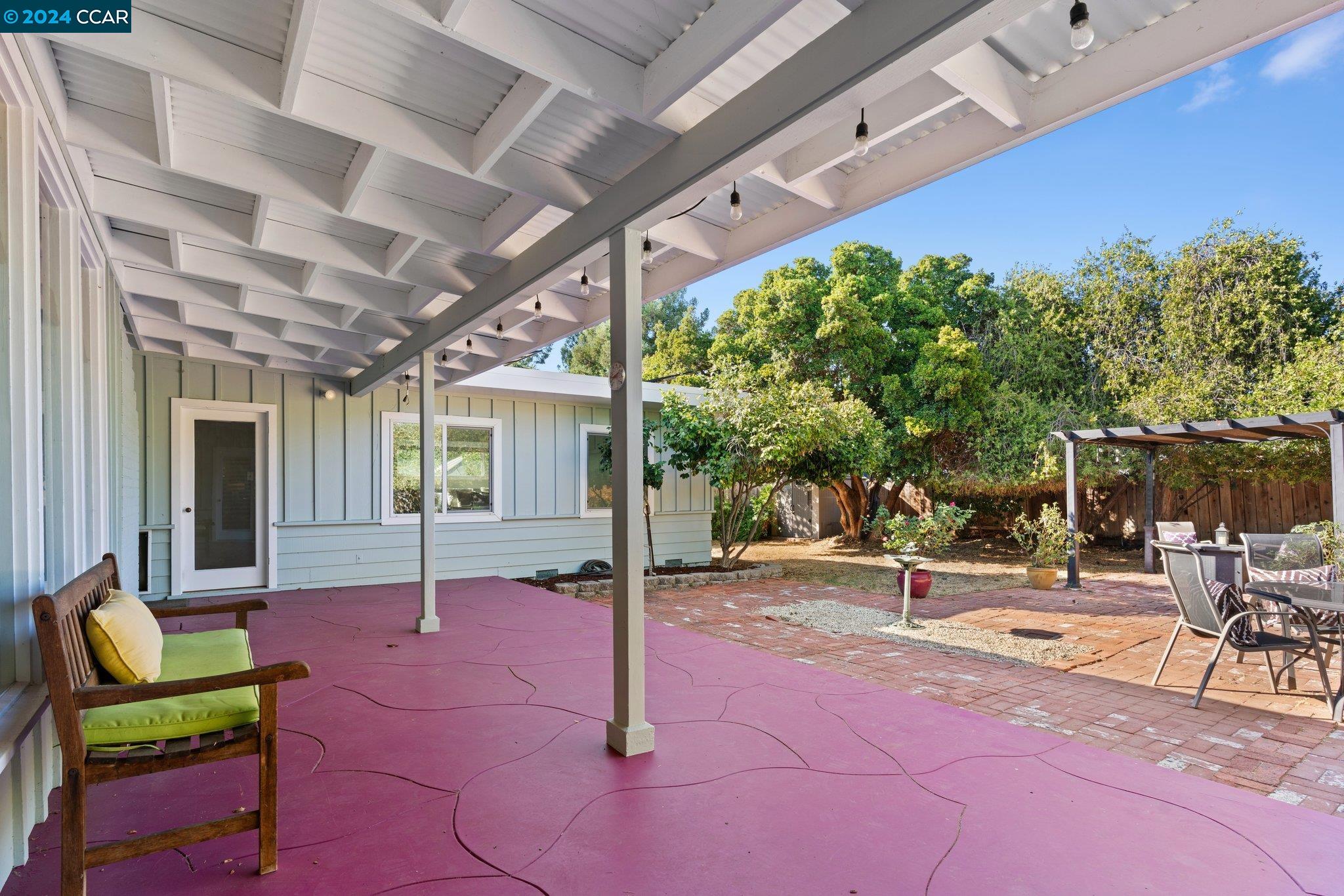 3413 El Monte Dr