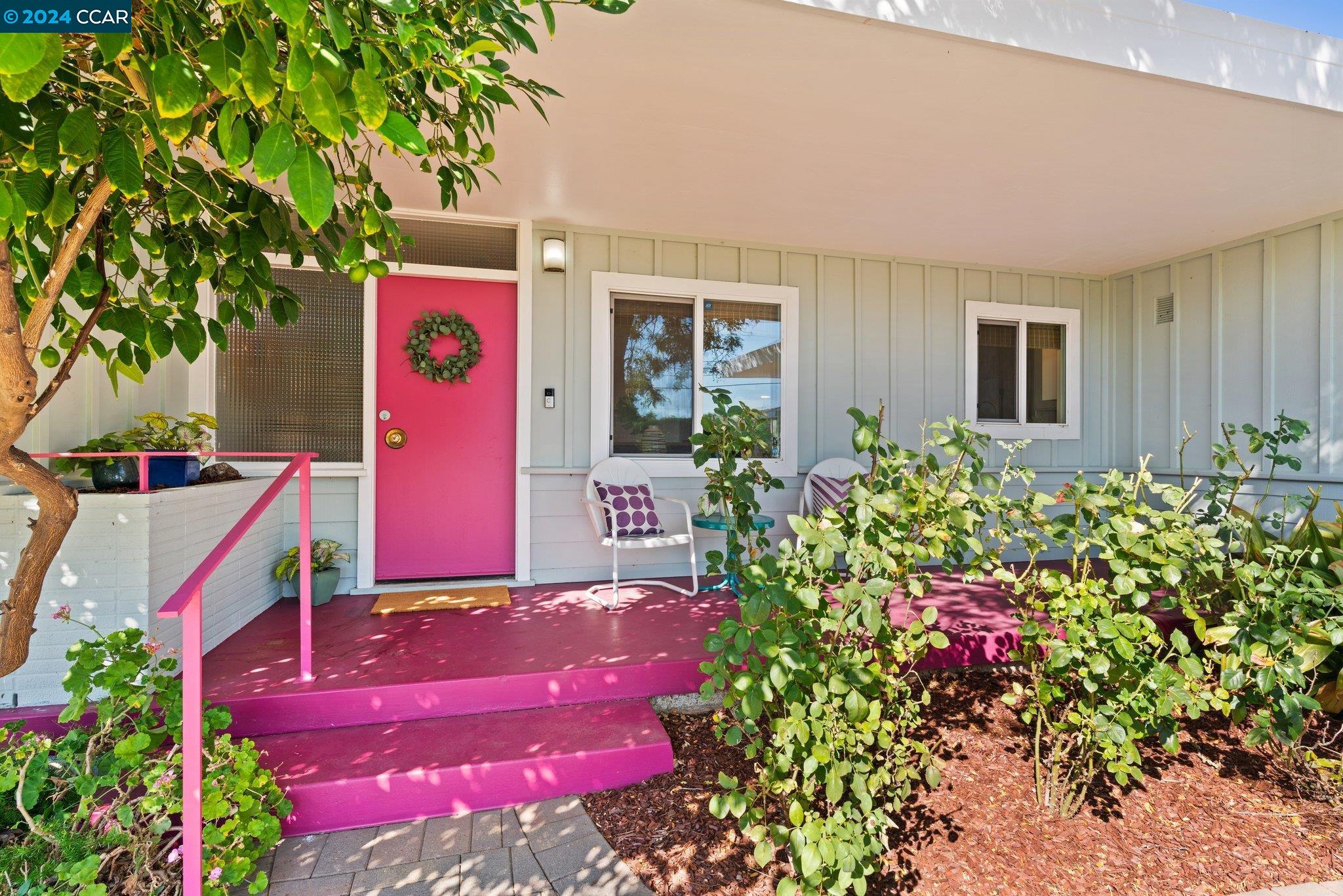 3413 El Monte Dr