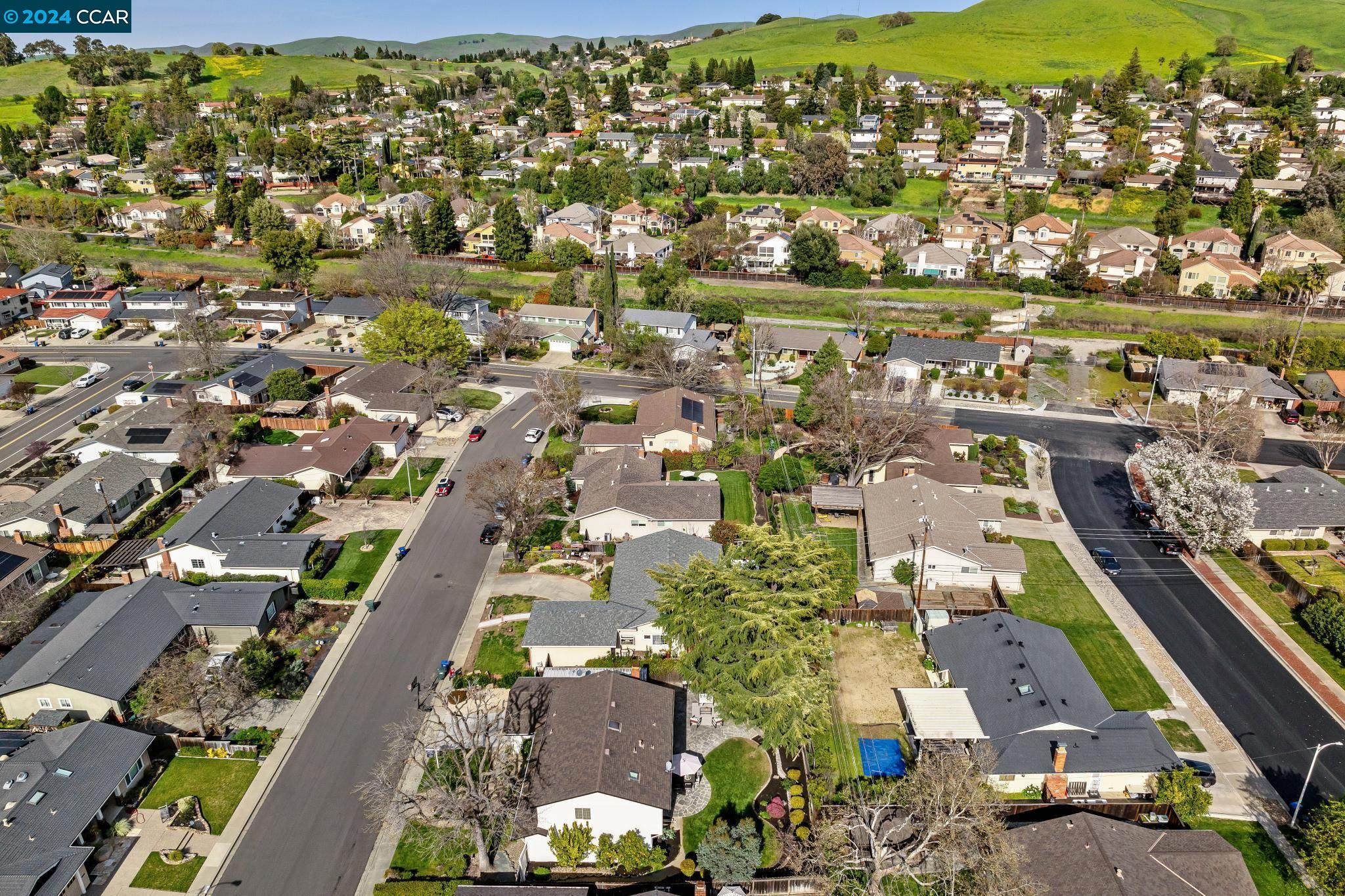 3355 San Gabriel Dr