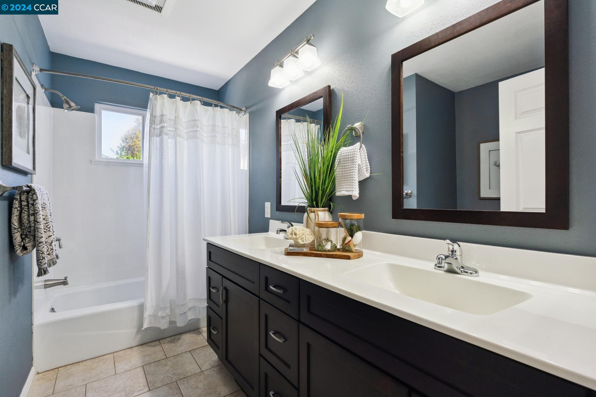 3355 San Gabriel Dr