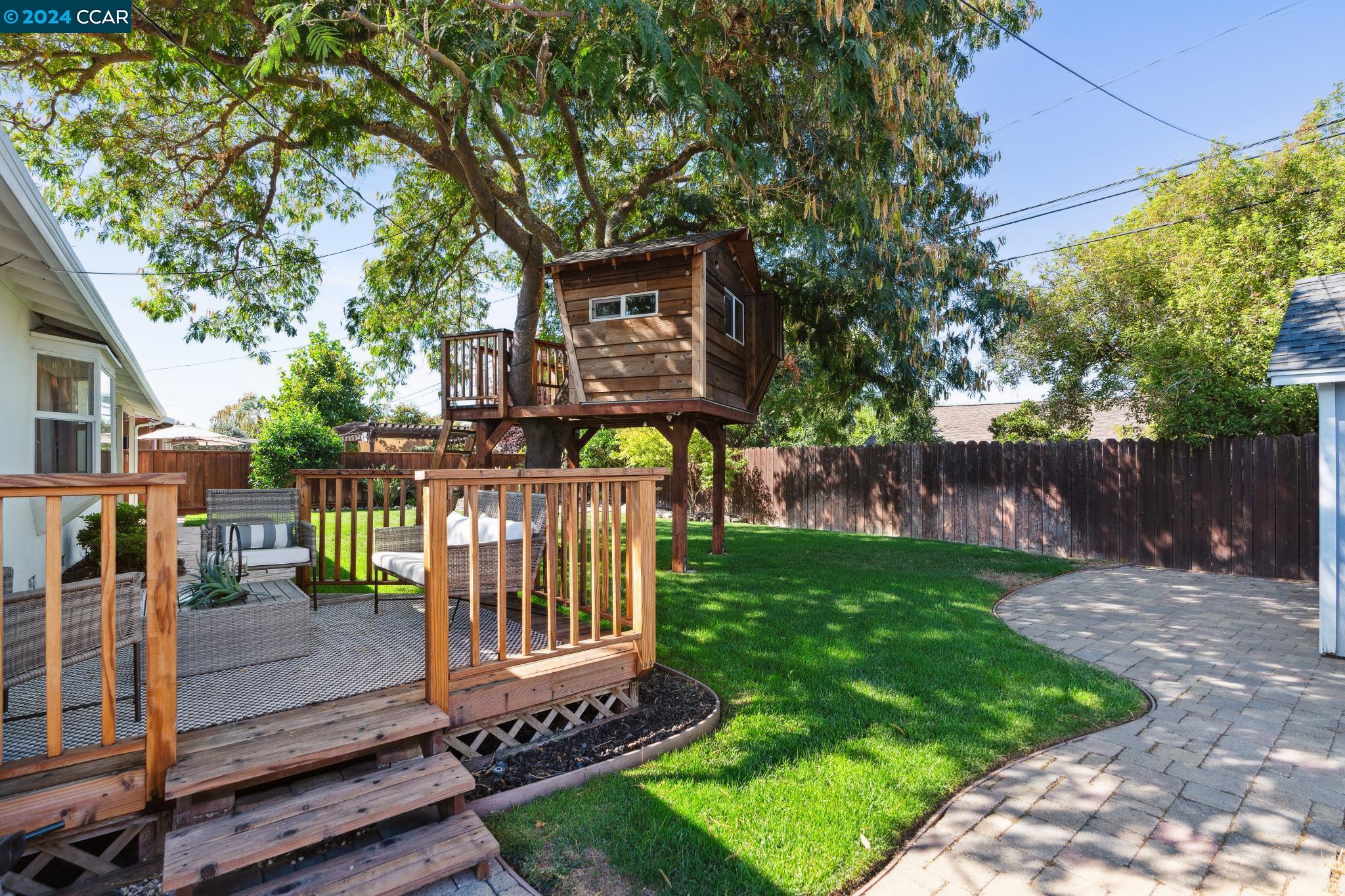 3355 San Gabriel Dr