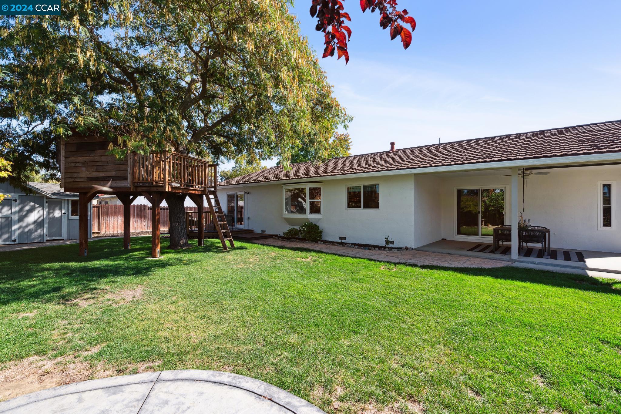 3355 San Gabriel Dr