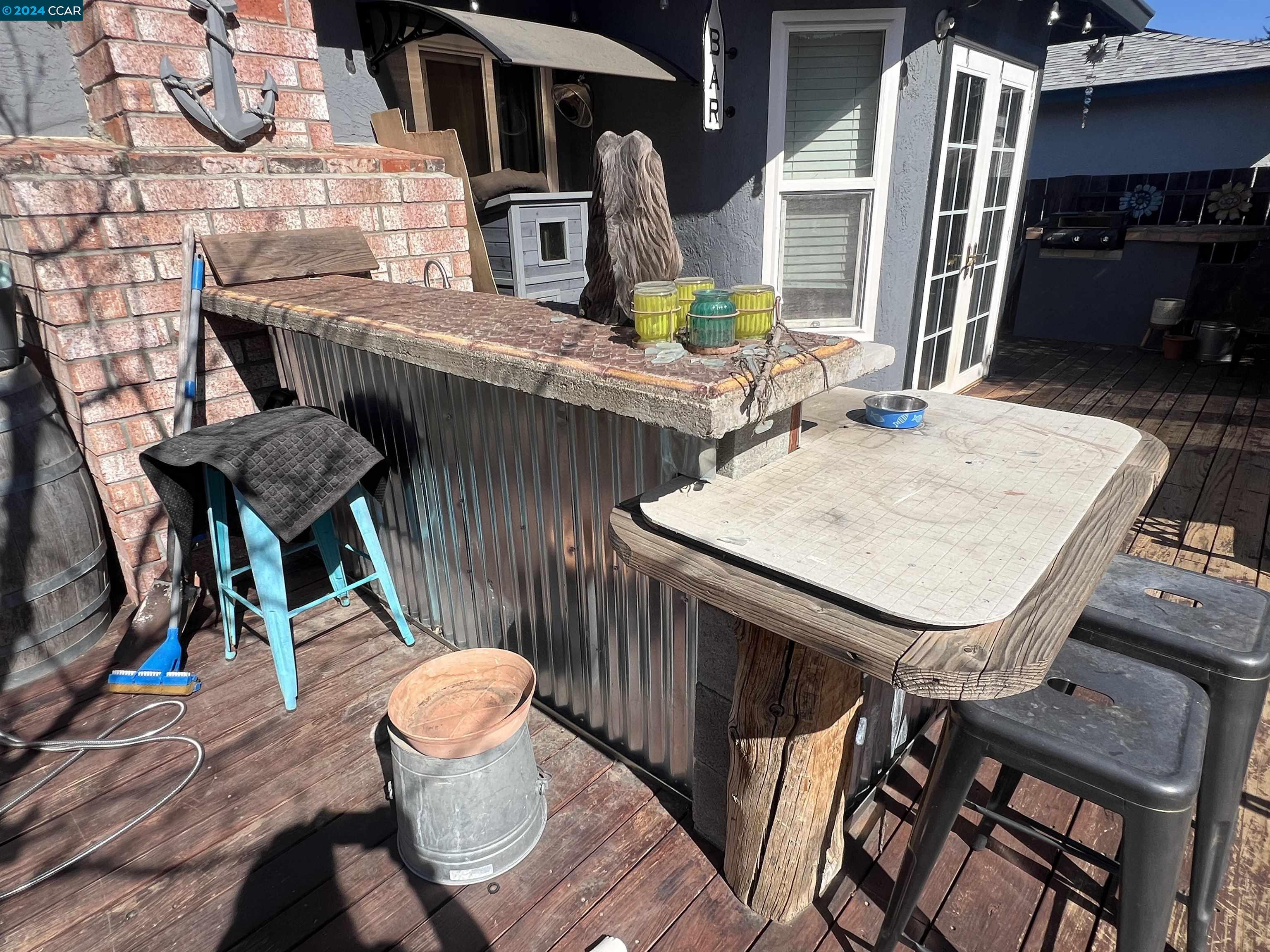 873 Santa Susana Way