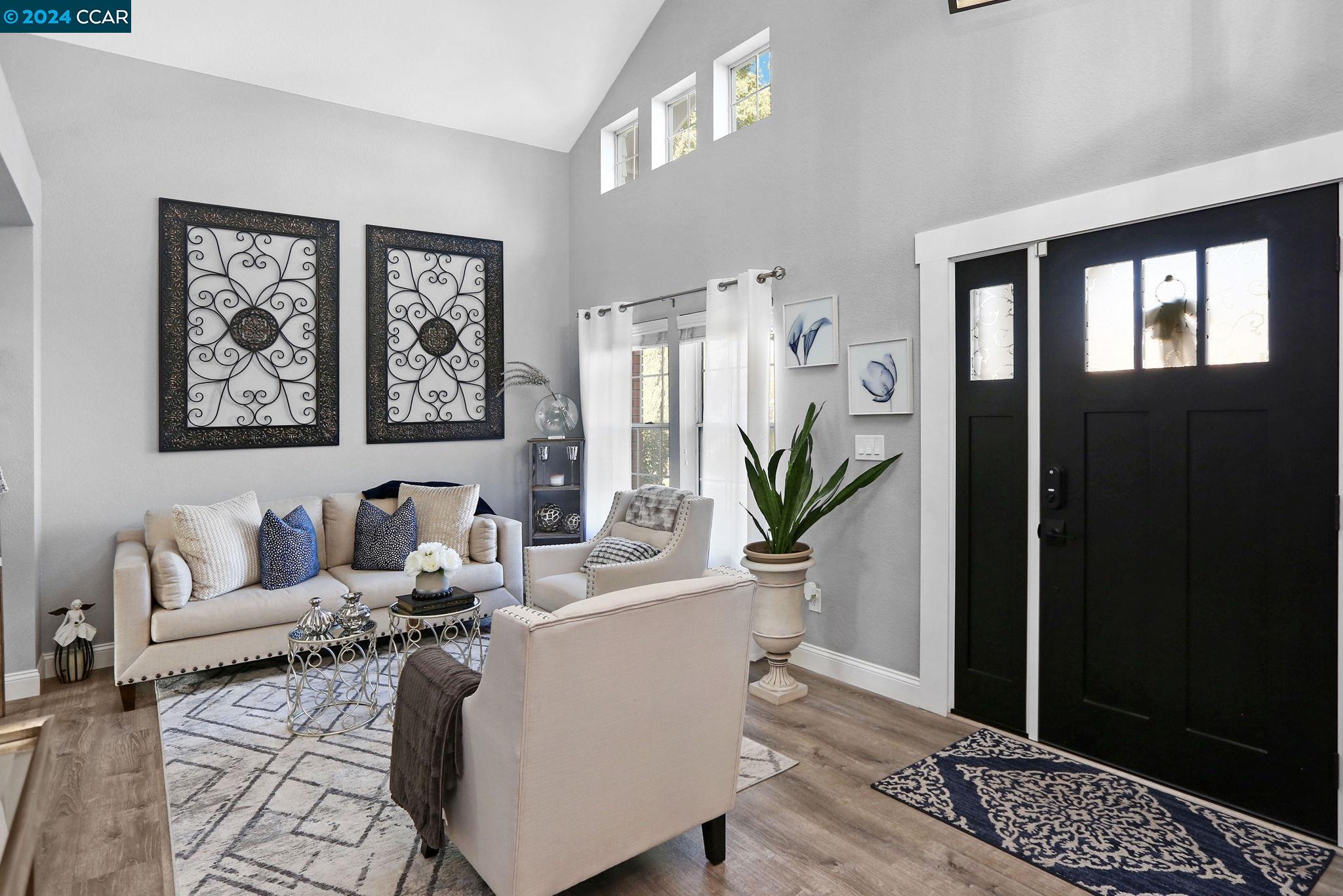 1004 New Holland CT