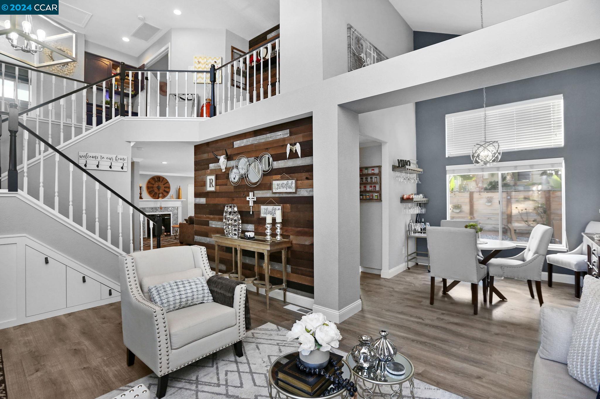 1004 New Holland CT