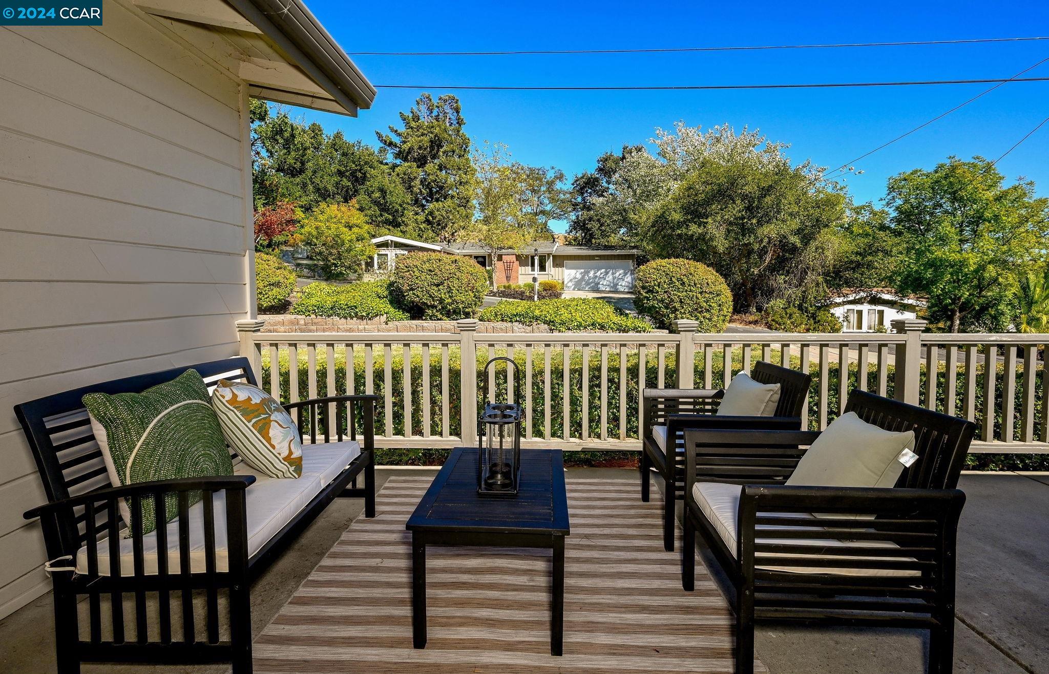 3353 Betty Ln