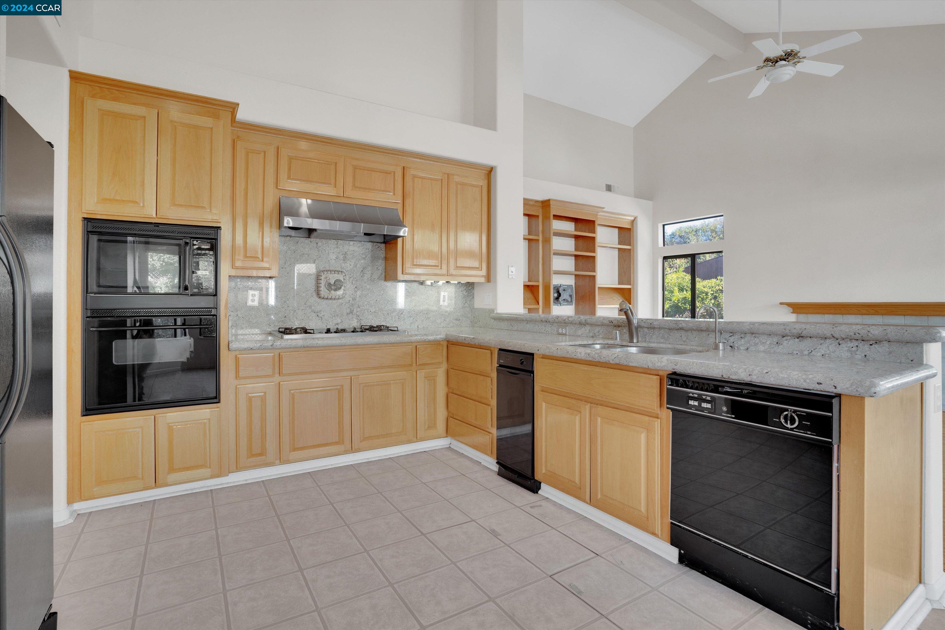 1121 Timbercreek Rd