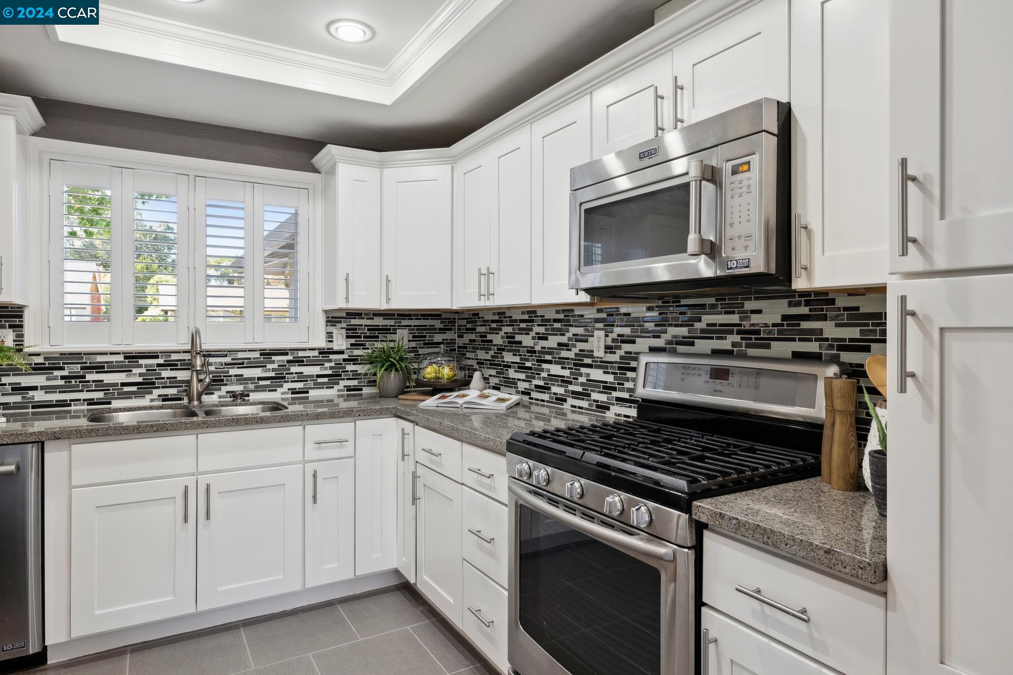 908 Hastings Dr