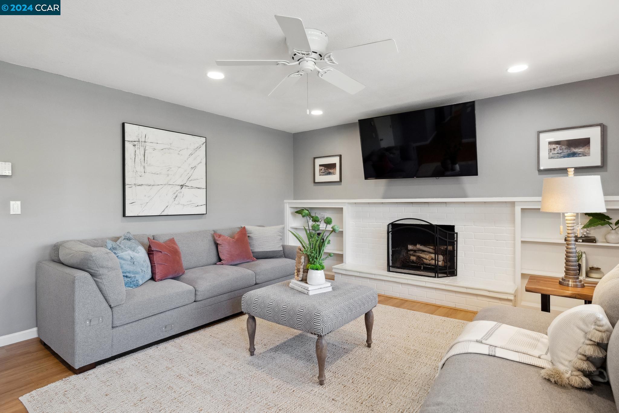 908 Hastings Dr