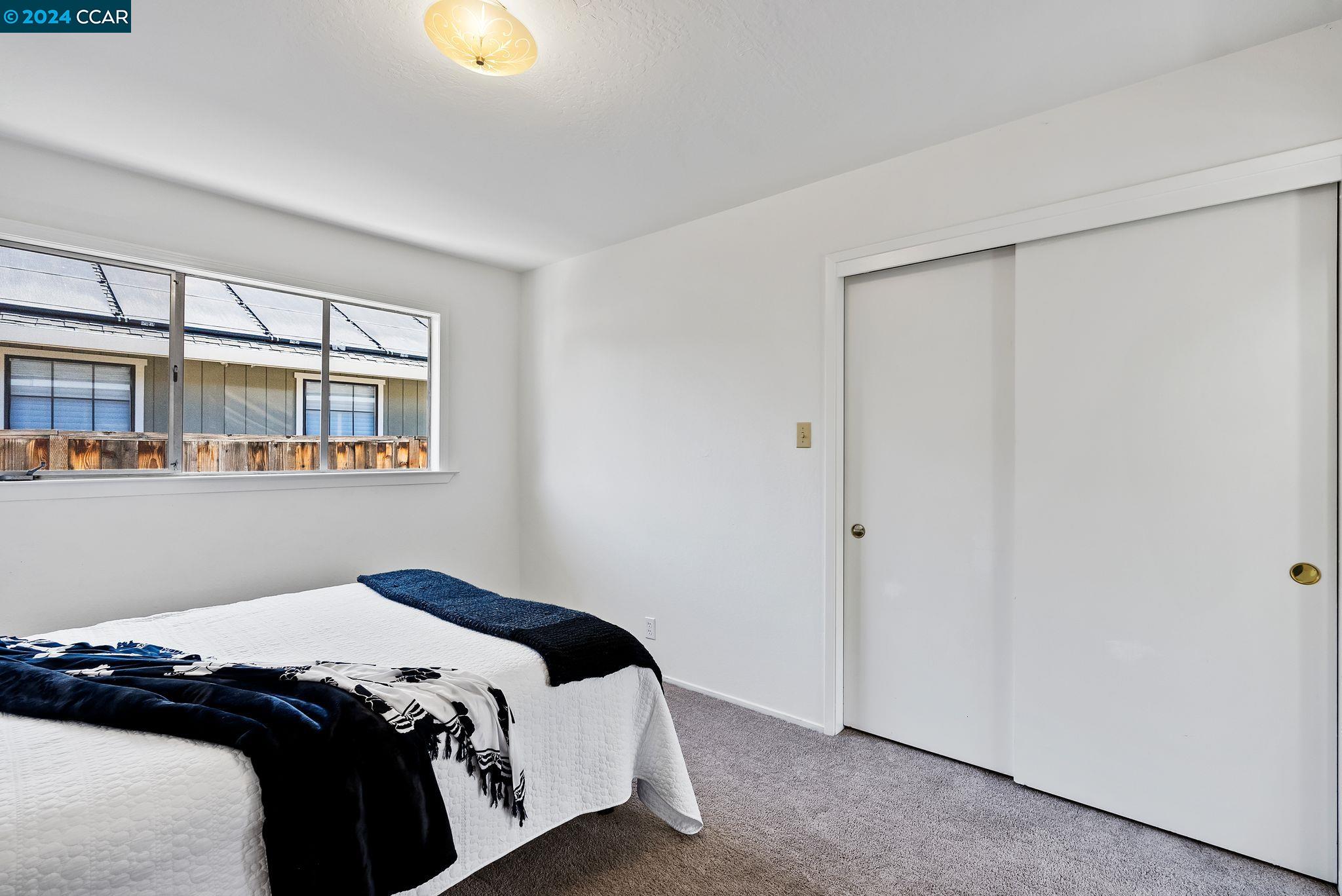 415 Freda Ct