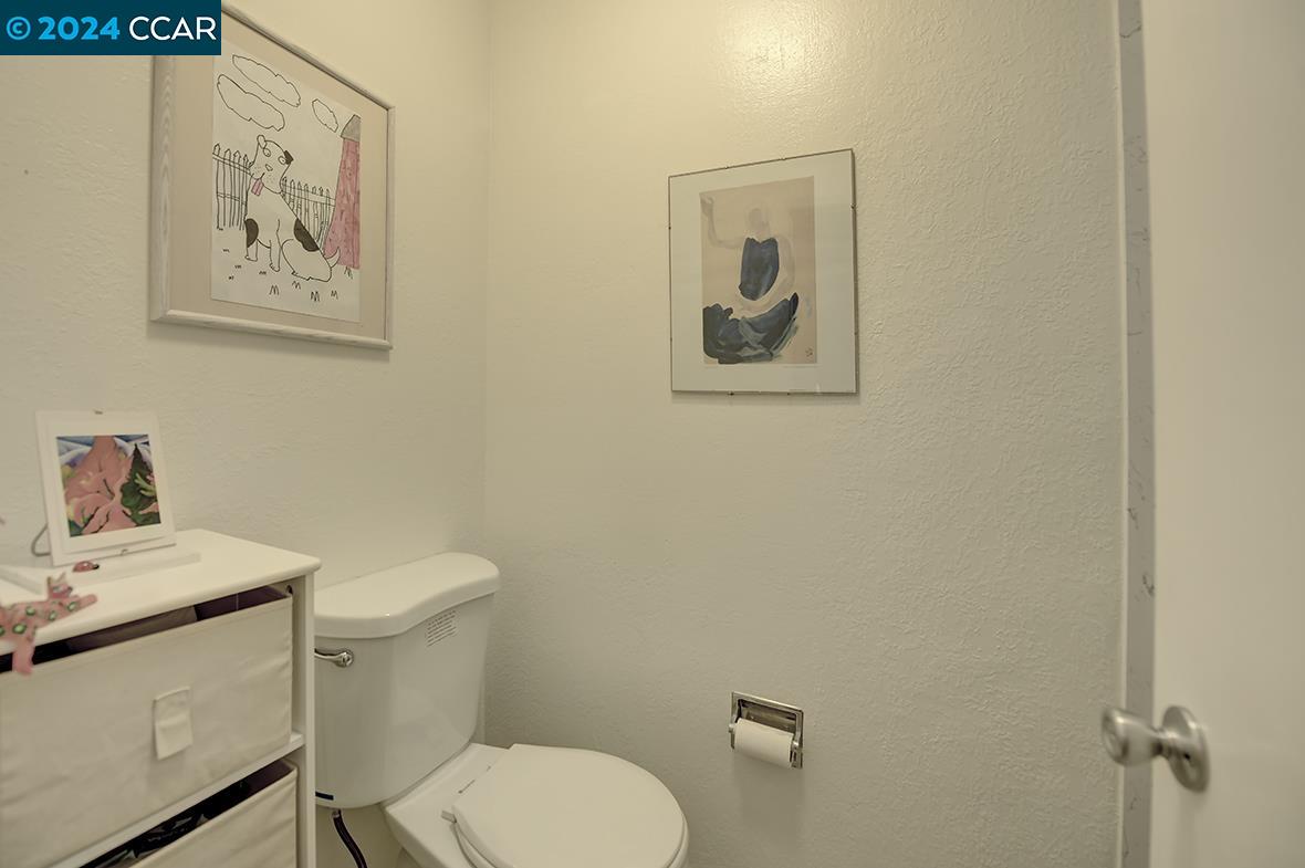 2564 WALNUT BOULEVARD # 110