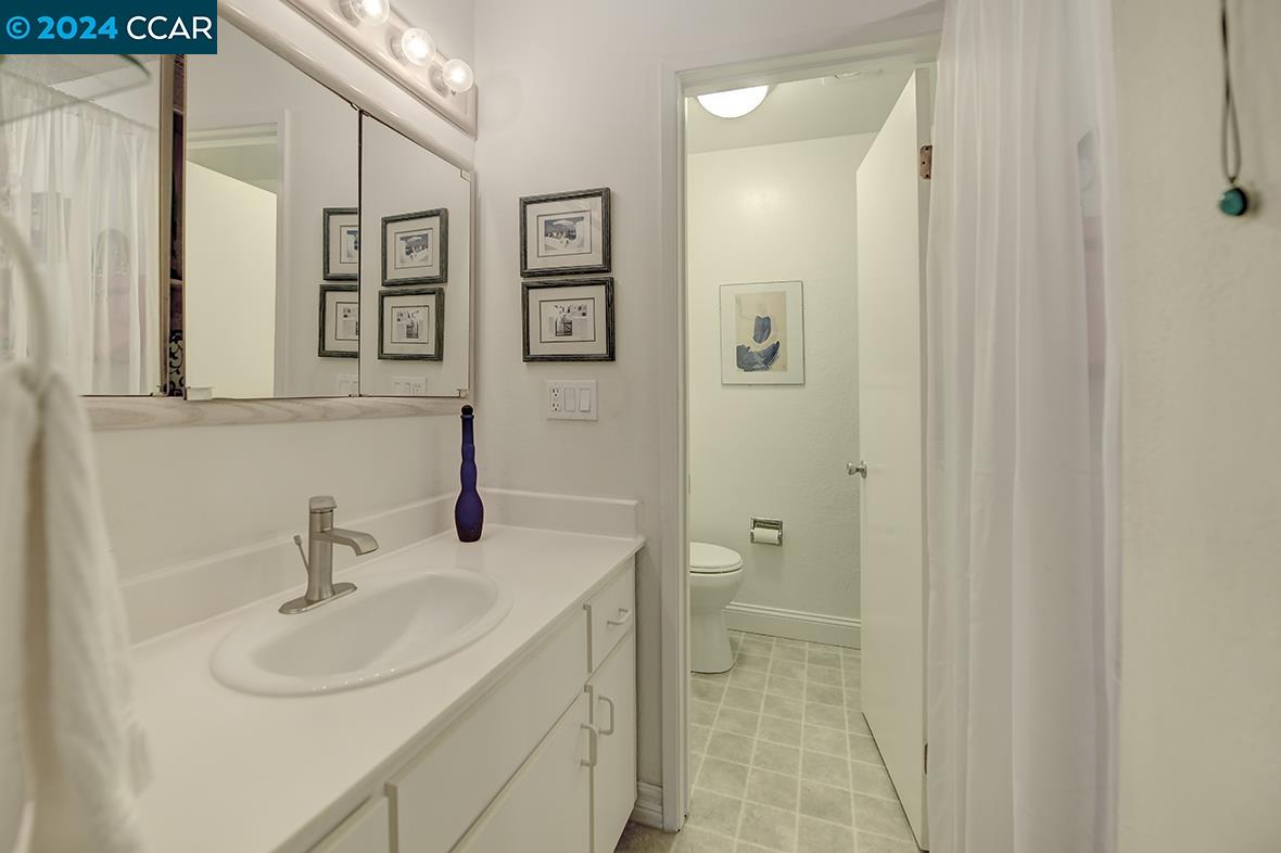 2564 WALNUT BOULEVARD # 110