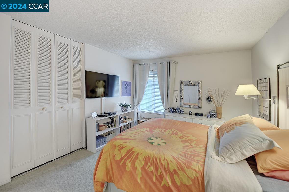 2564 WALNUT BOULEVARD # 110