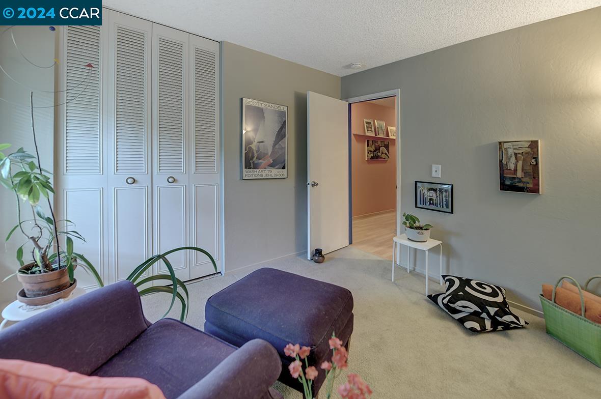 2564 WALNUT BOULEVARD # 110