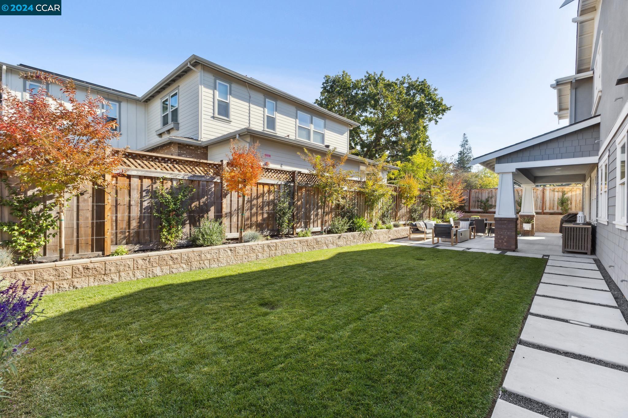 11 Larkey Ct