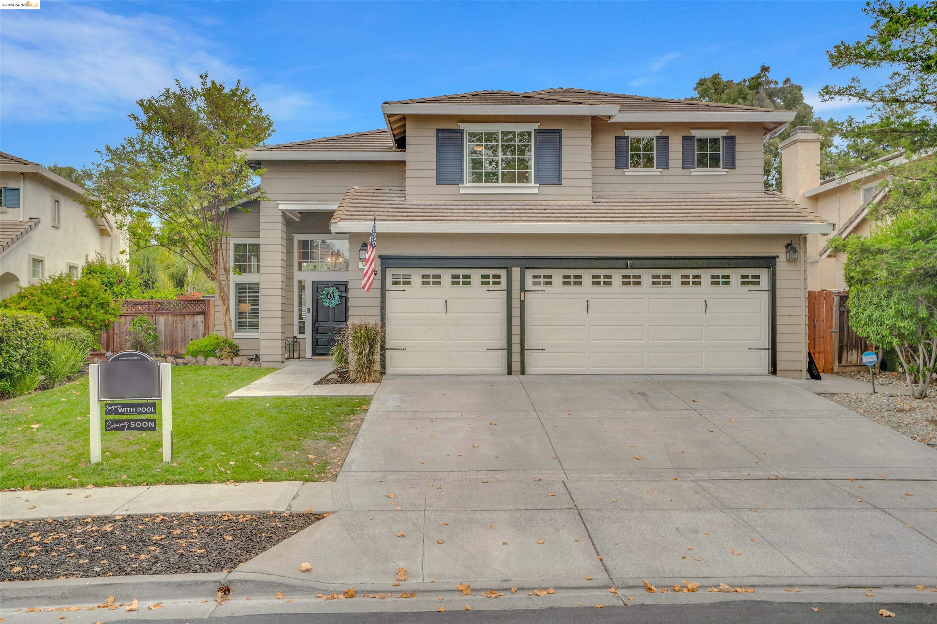 648 Sundale Ln