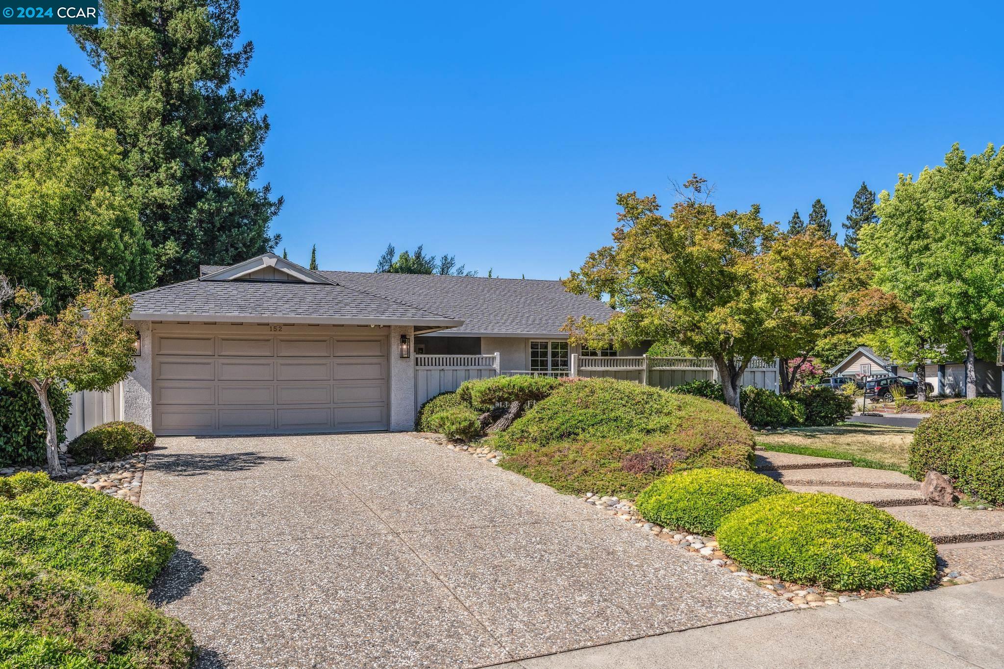 152 Firestone Dr