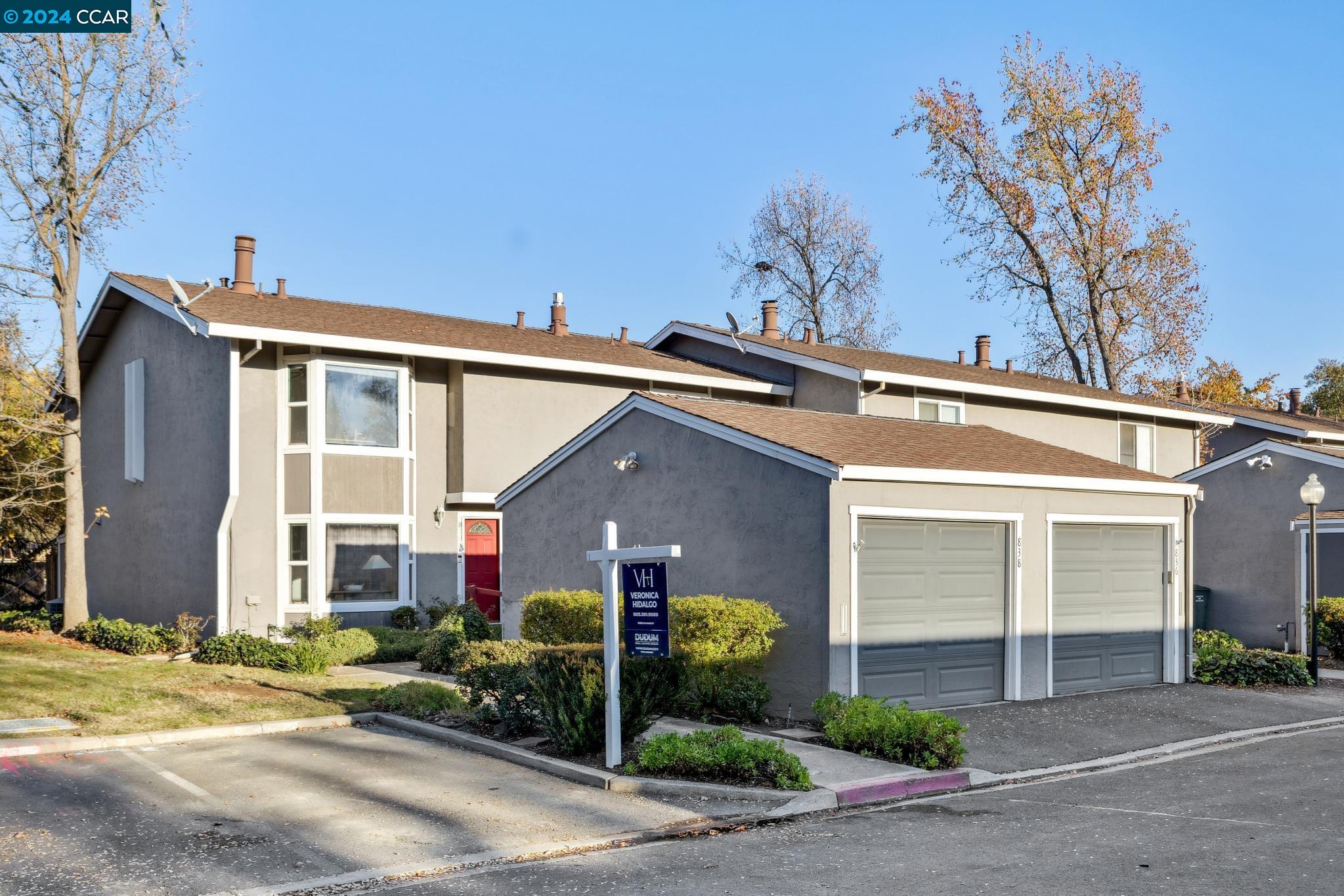 838 Royal Ann Ln