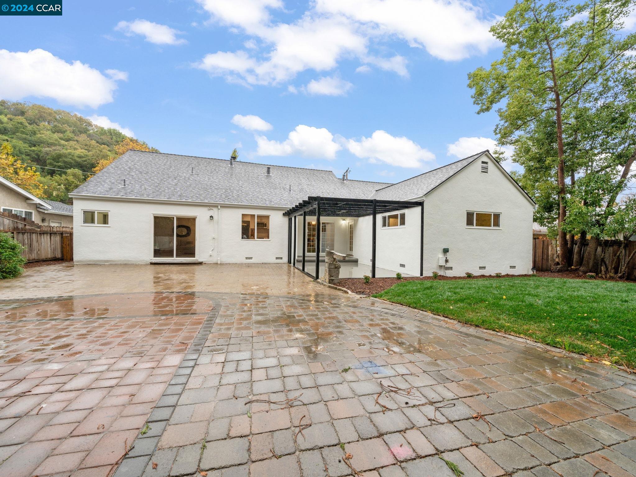5715 Likins Ct
