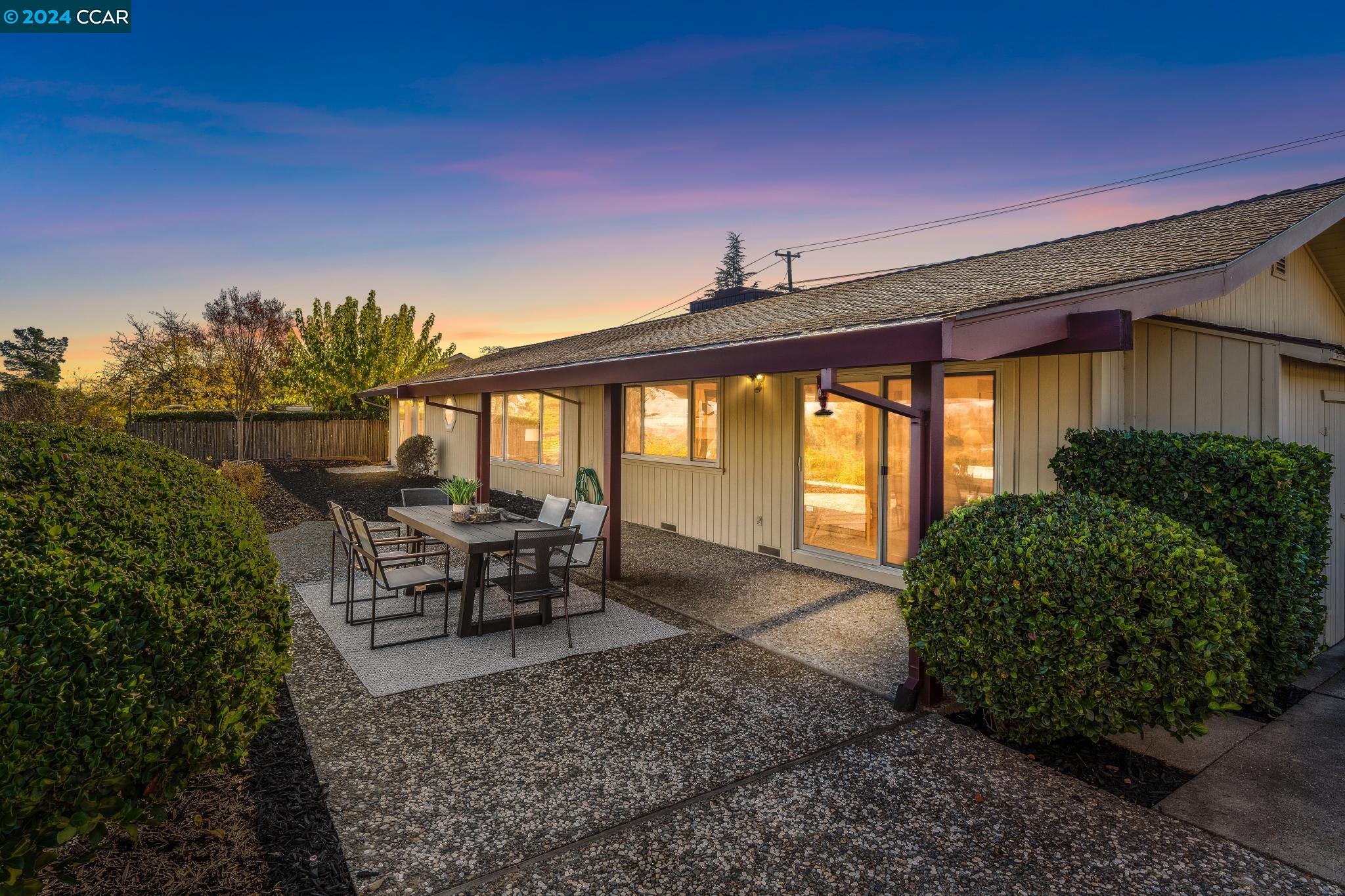 69 Sullivan Dr