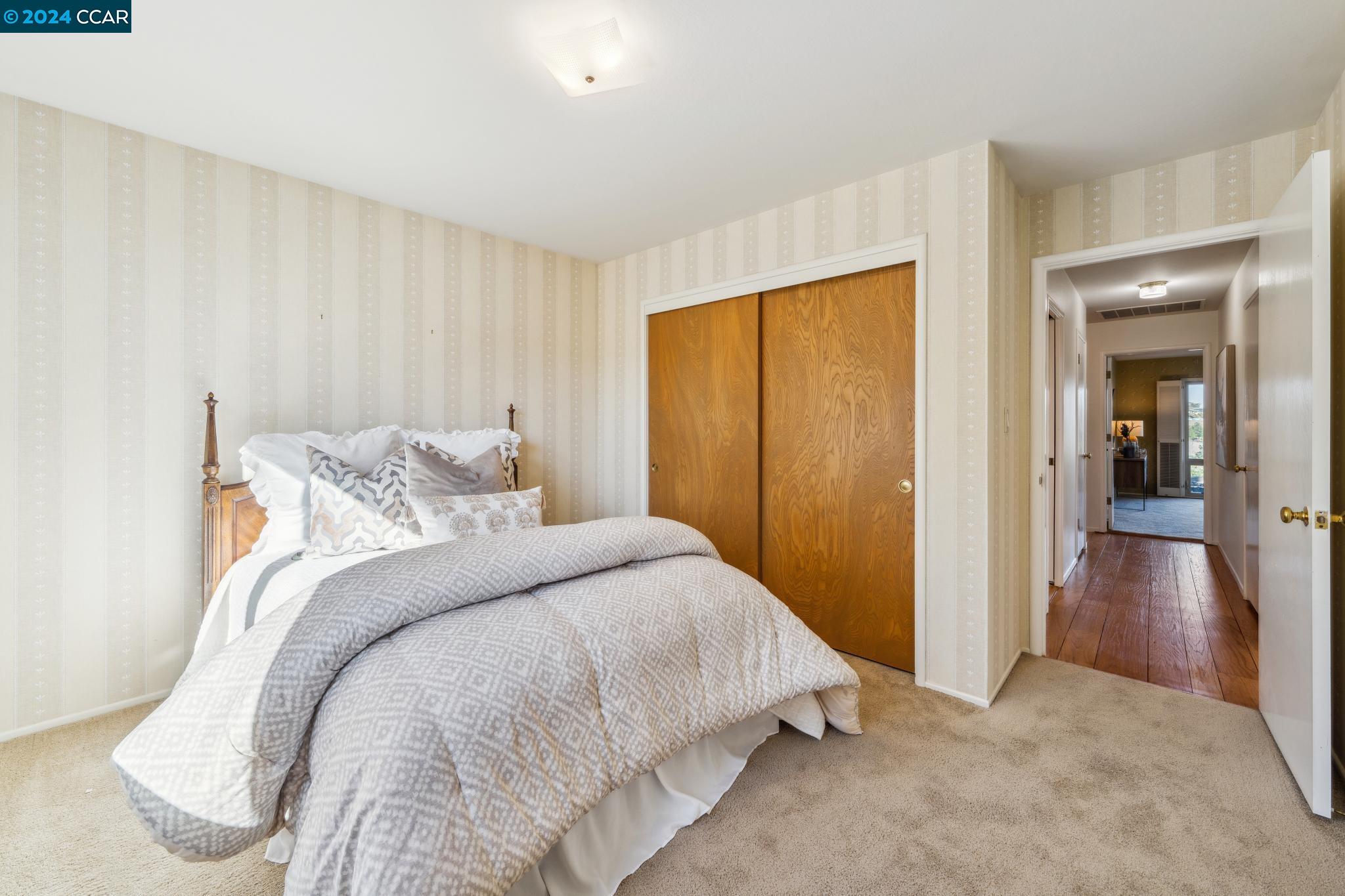 69 Sullivan Dr