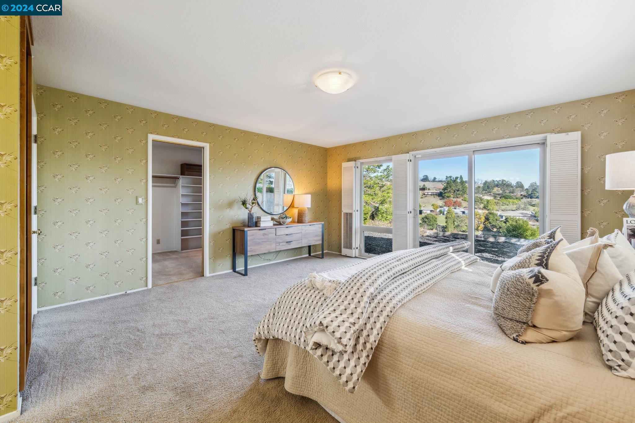 69 Sullivan Dr