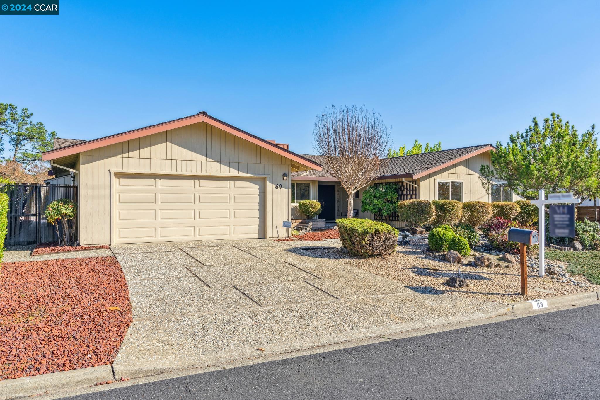 69 Sullivan Dr