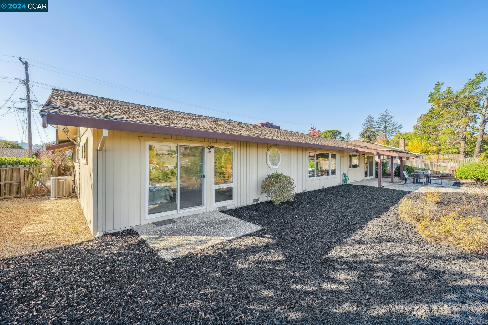 69 Sullivan Dr