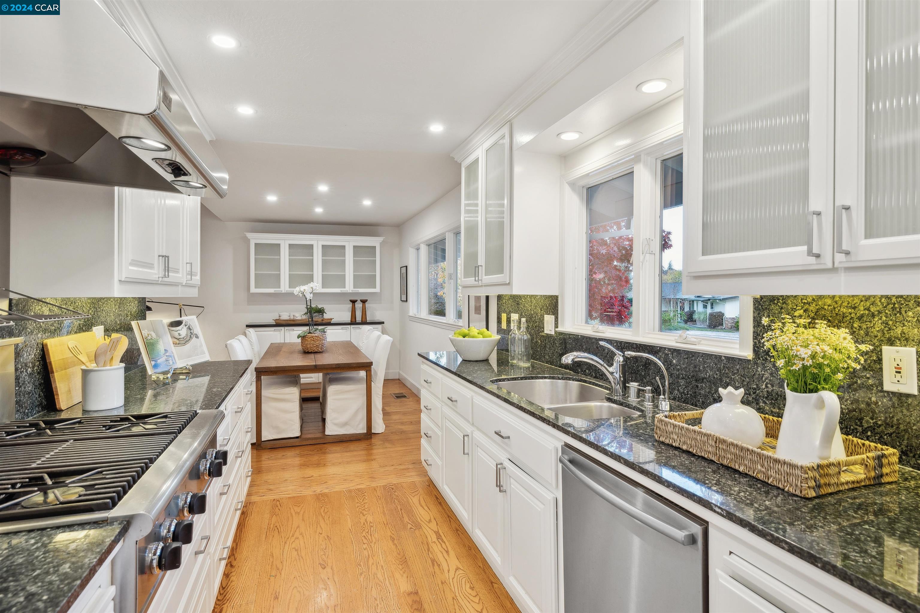 3175 Somerset Dr