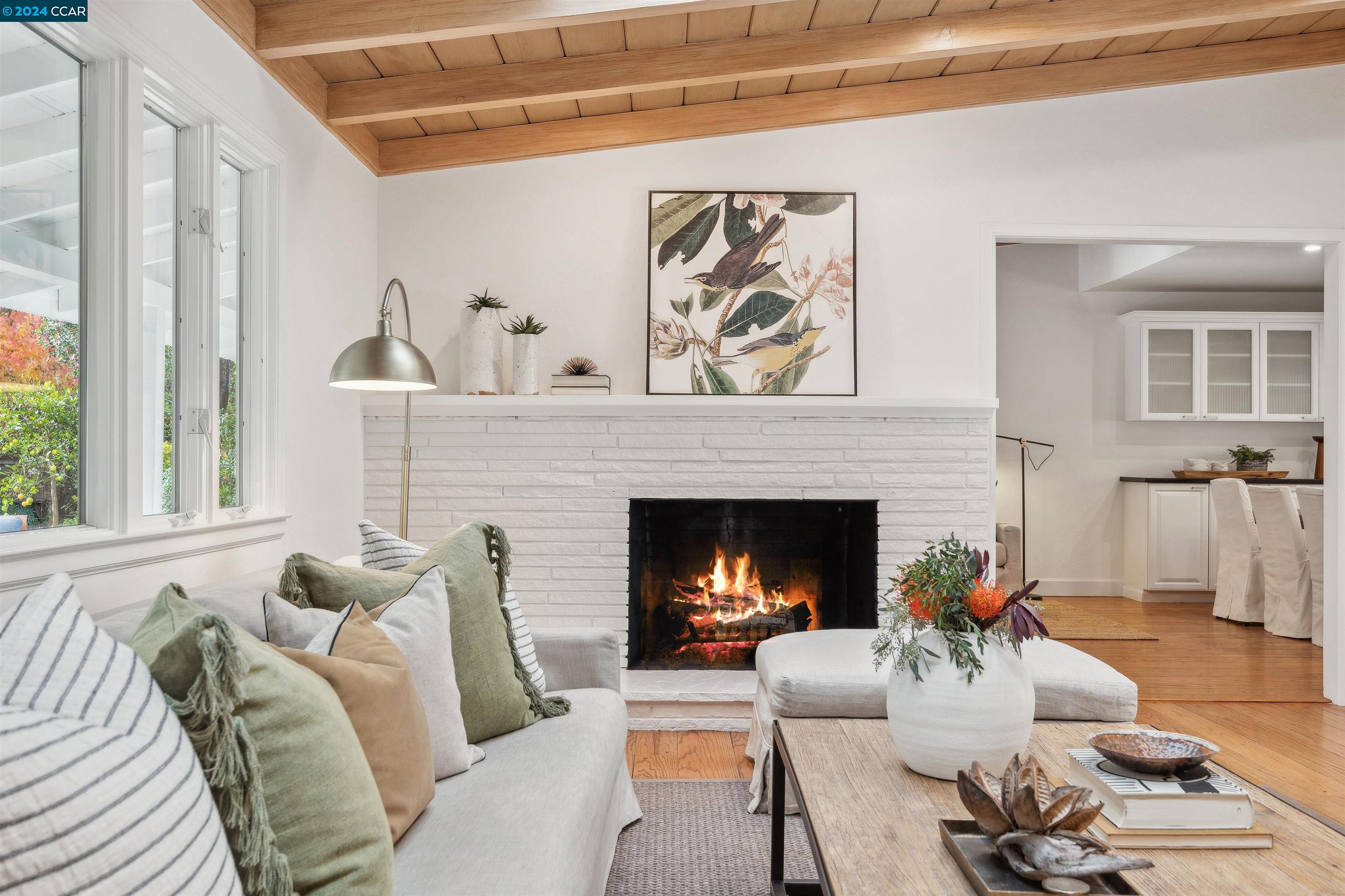 3175 Somerset Dr