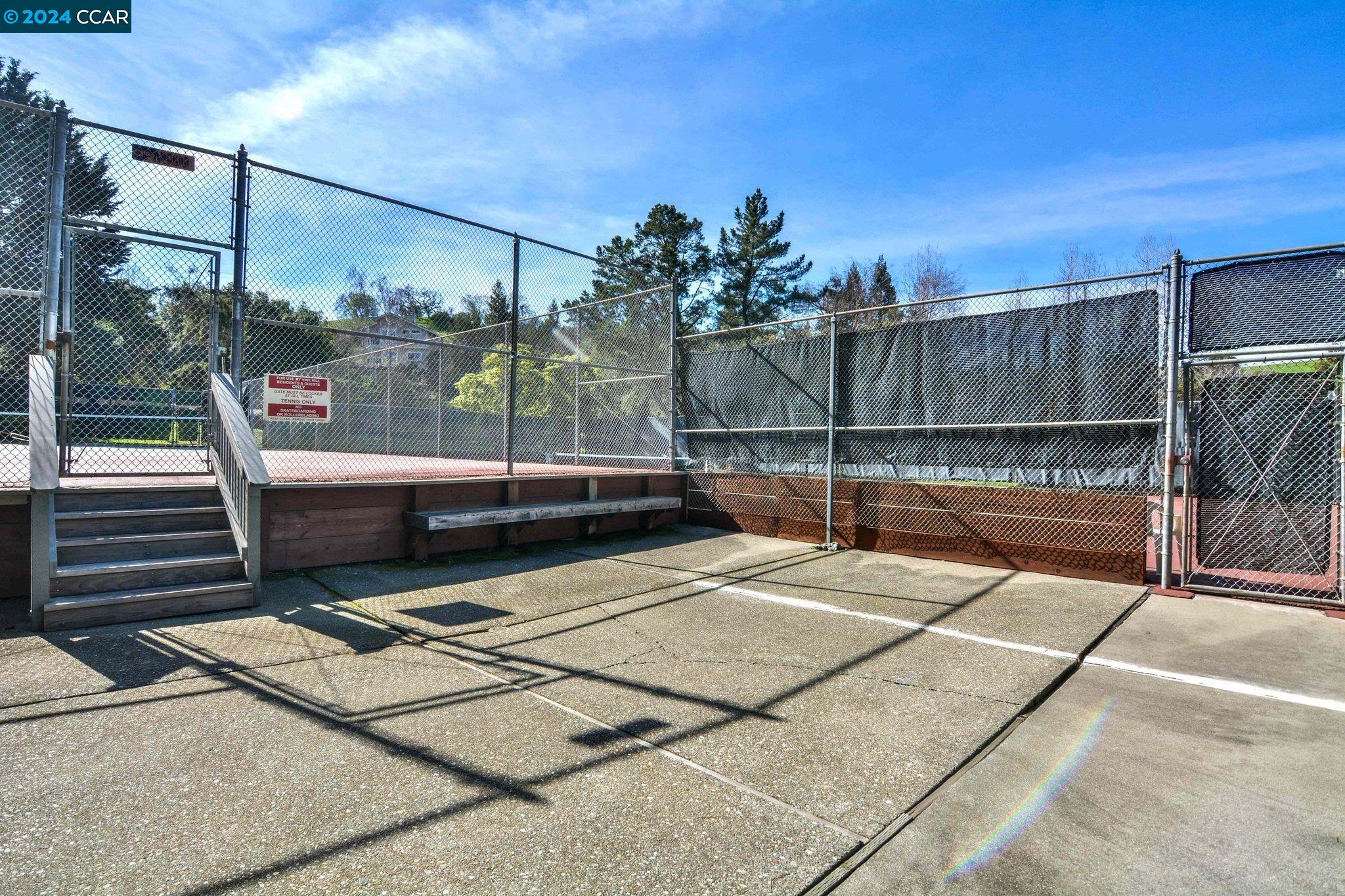 1610 Ashwood Dr
